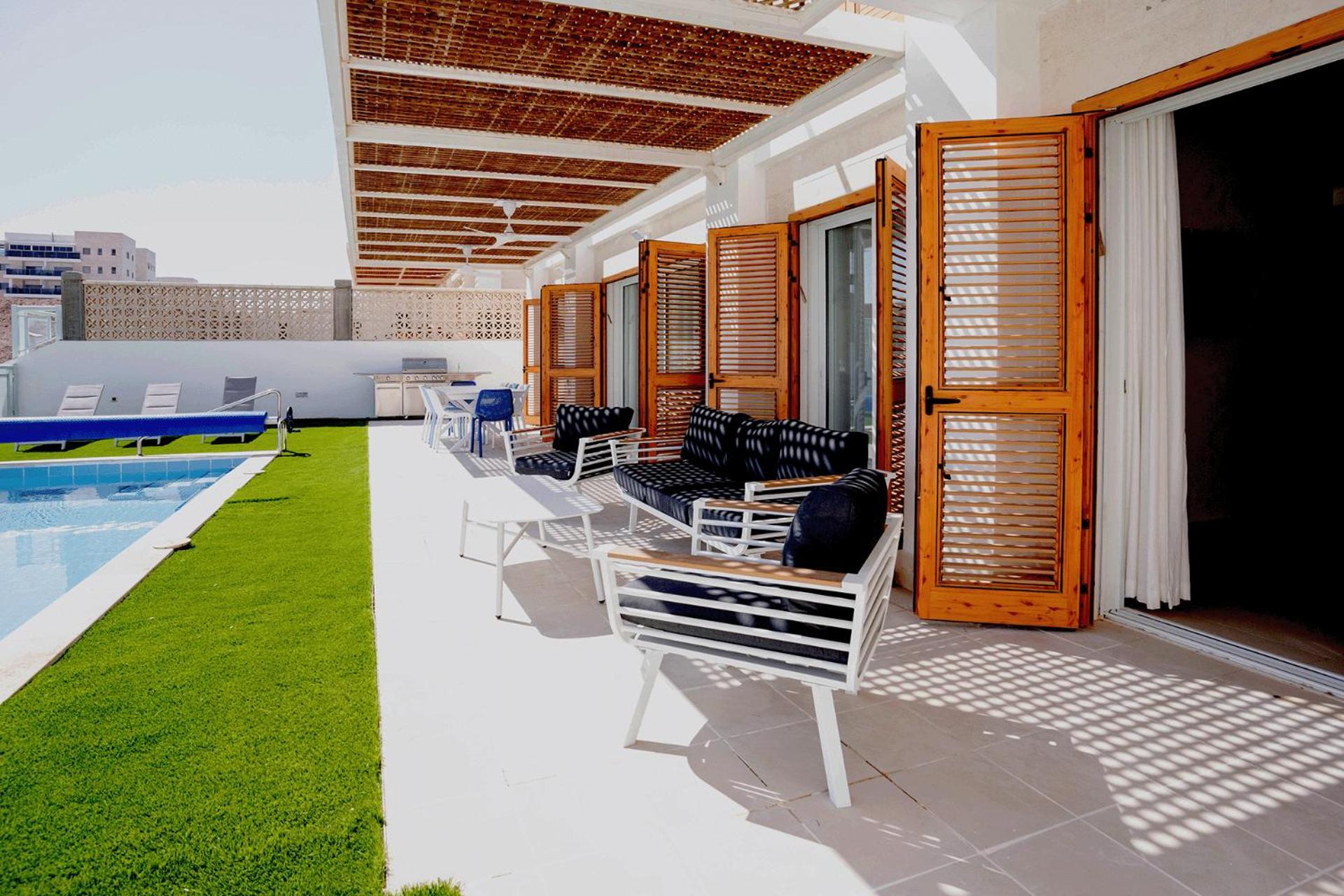 YalaRent Suff mountains- Garden apartment with private pool view 2