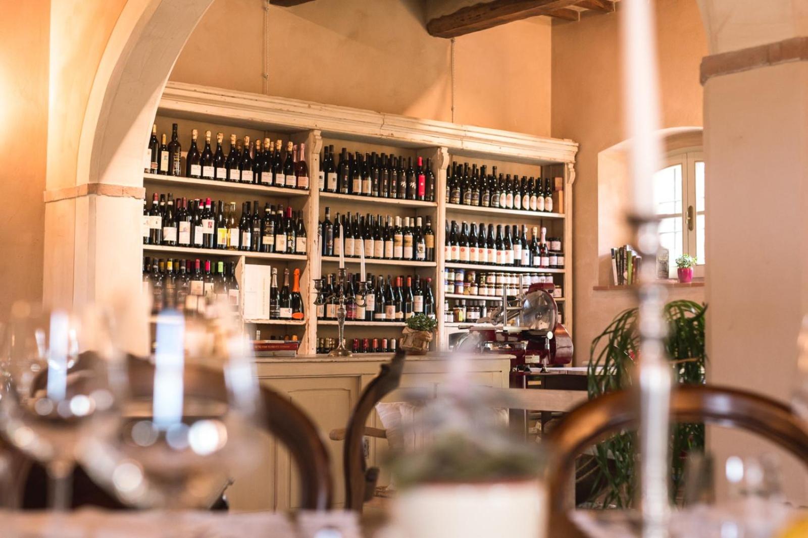 Favorita Food&Wine Resort