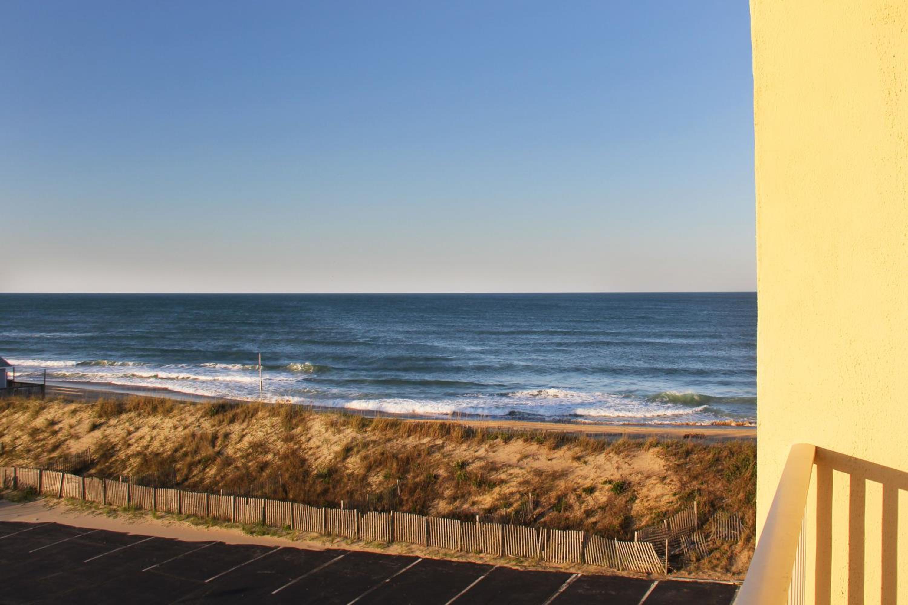 Surf Side Hotel