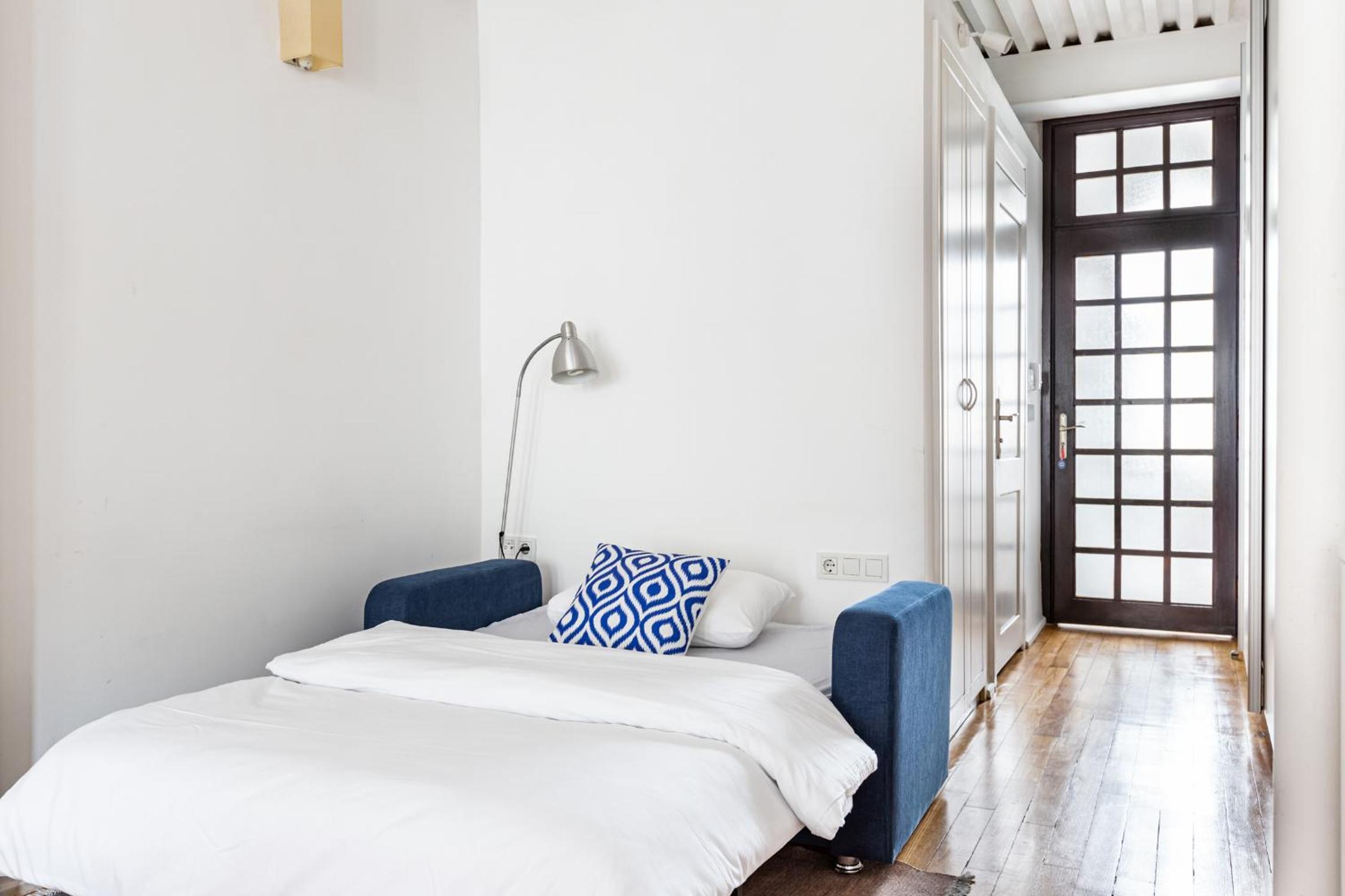 BLUE PERA HOUSE