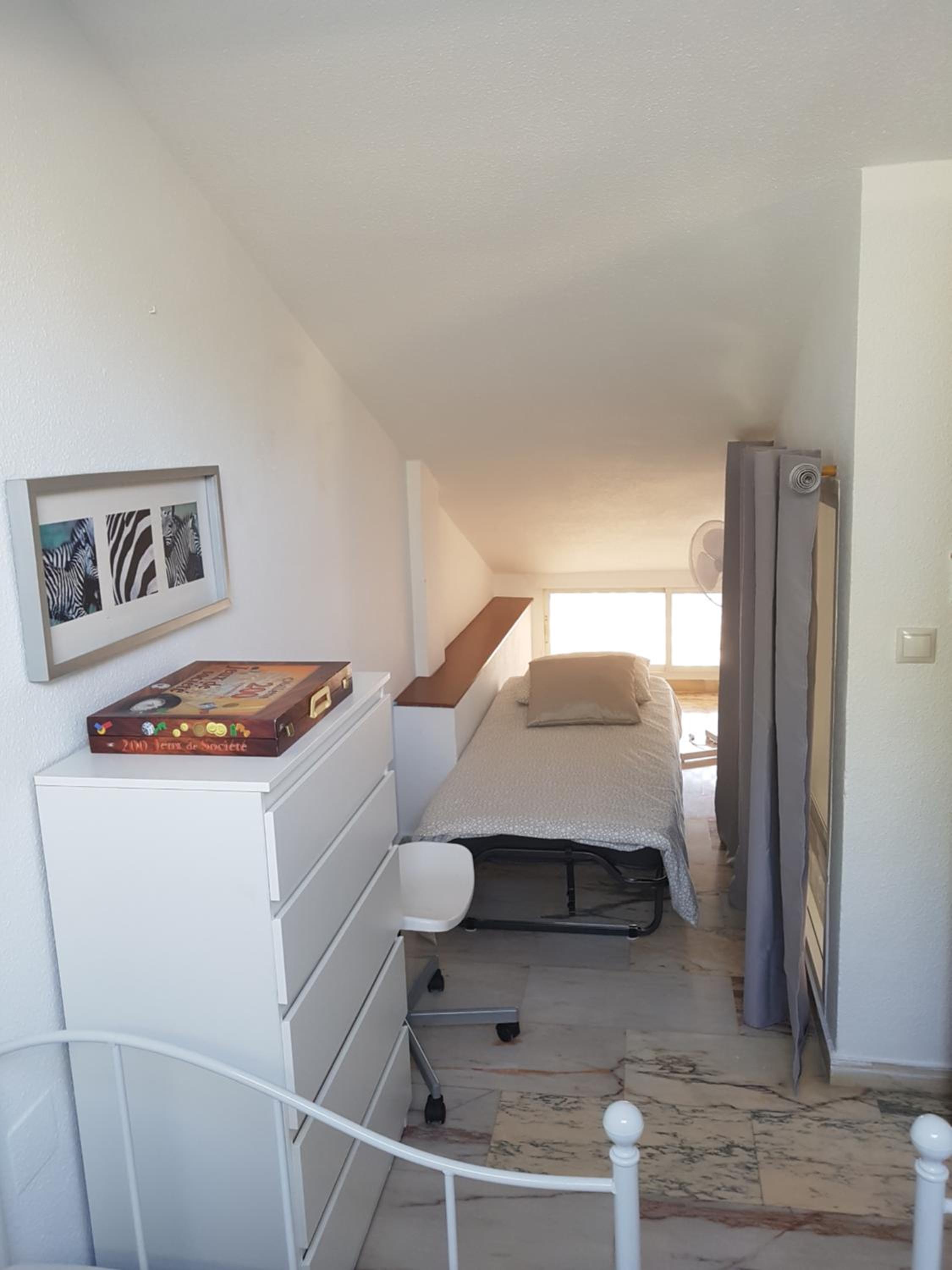 Penthouse lumineux avec piscine
