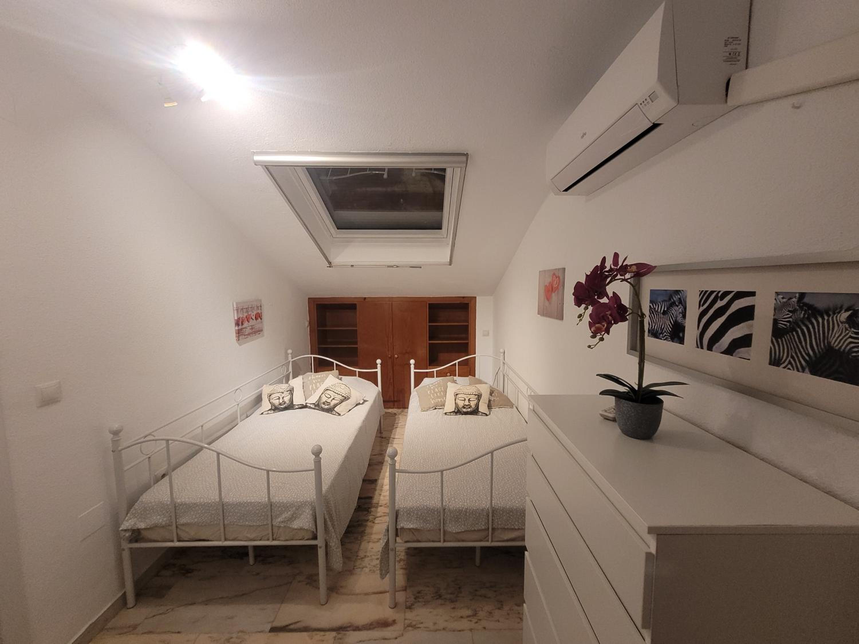 Penthouse lumineux avec piscine
