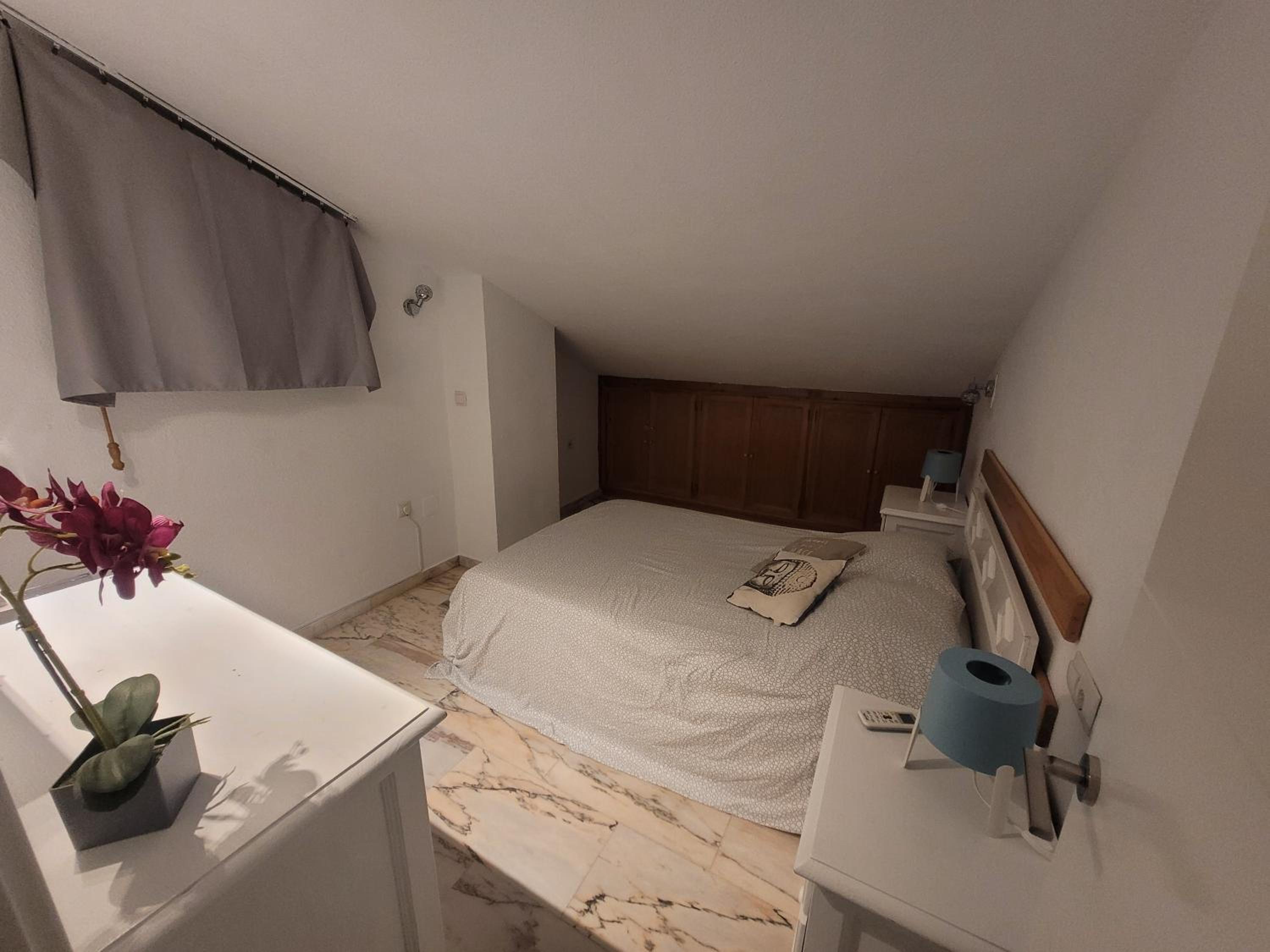Penthouse lumineux avec piscine