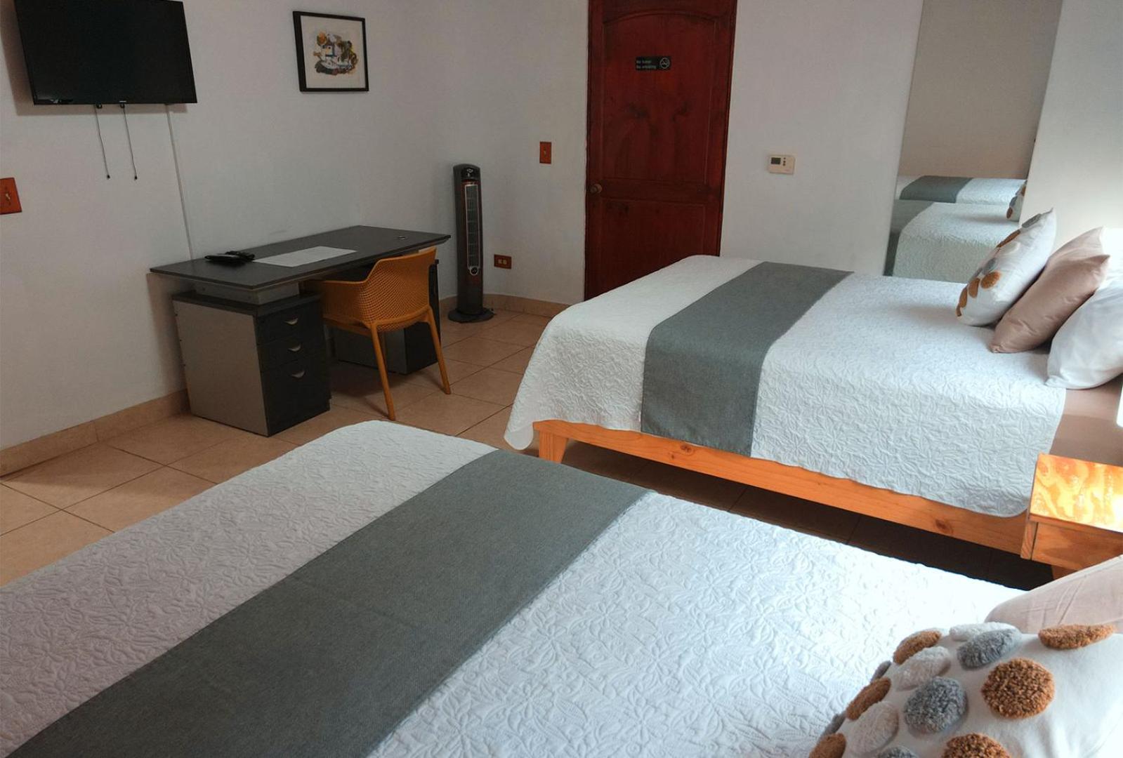 Trebol Amarillo Bed & Breakfast
