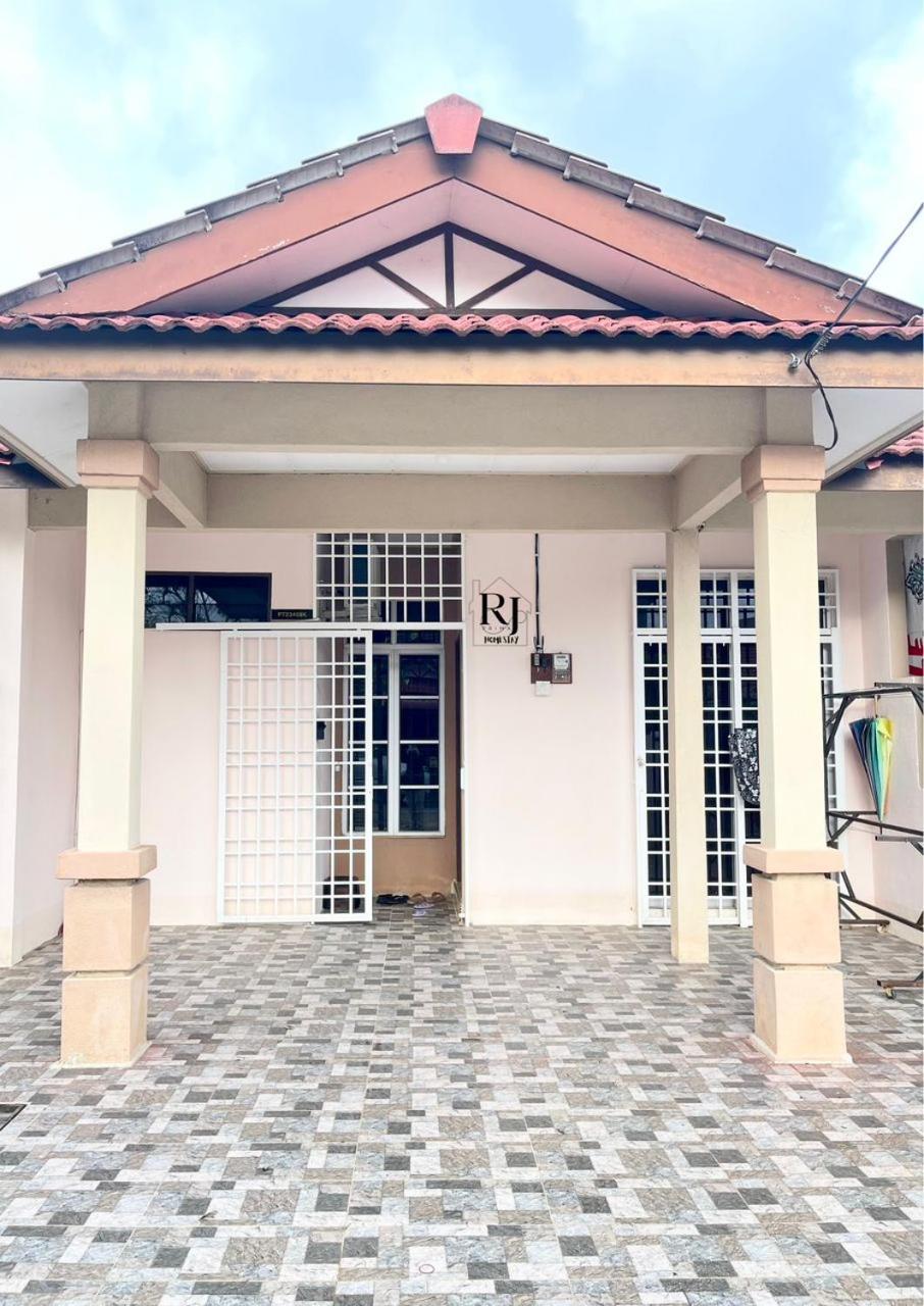 Minimalist Cozy Home (RJ Prima 2 - UniSZA, UMT) photo 7
