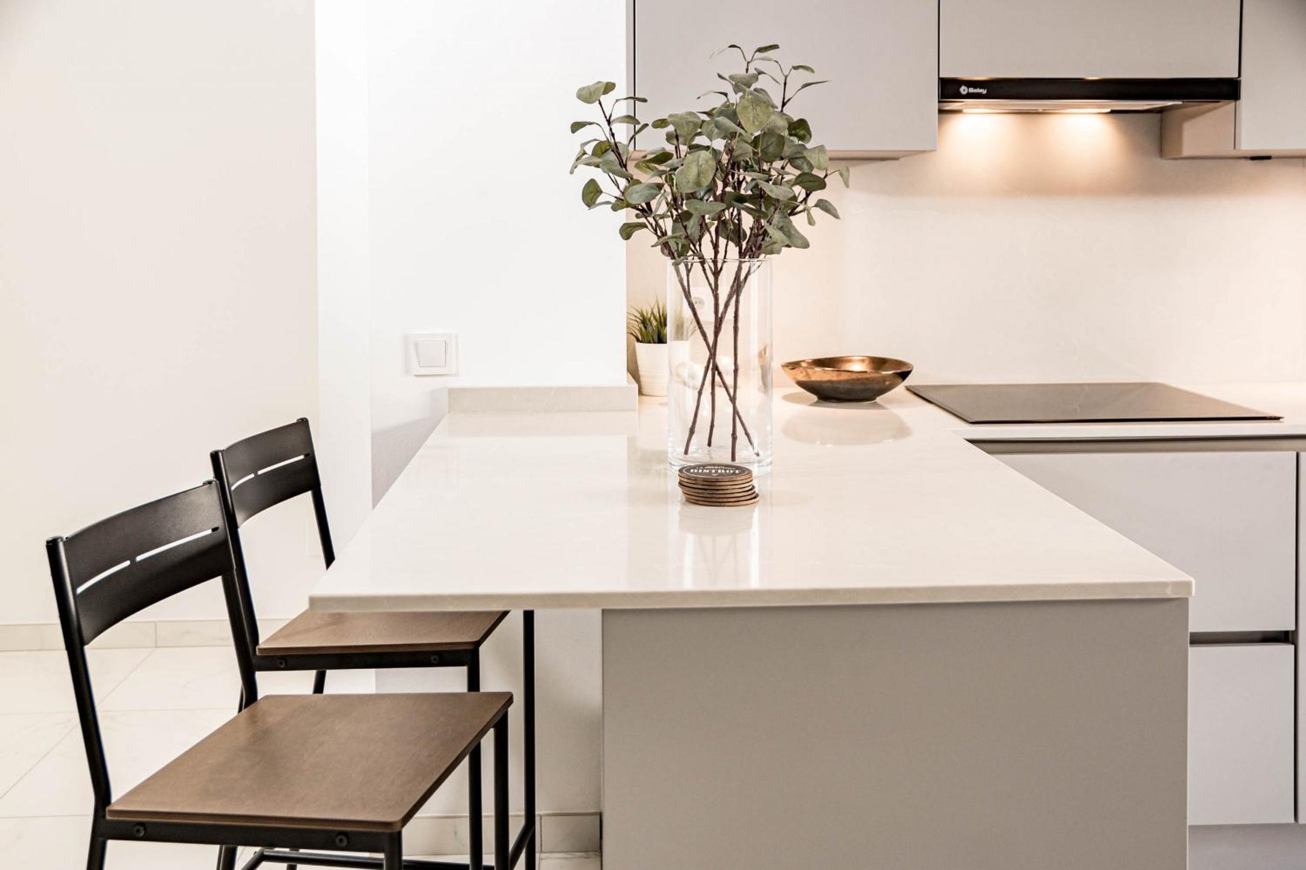 Marbella Vacations - Modern 3 Bedroom Apartment in Marbella with a Heated Pool close to Puerto Banus - Property Image 45