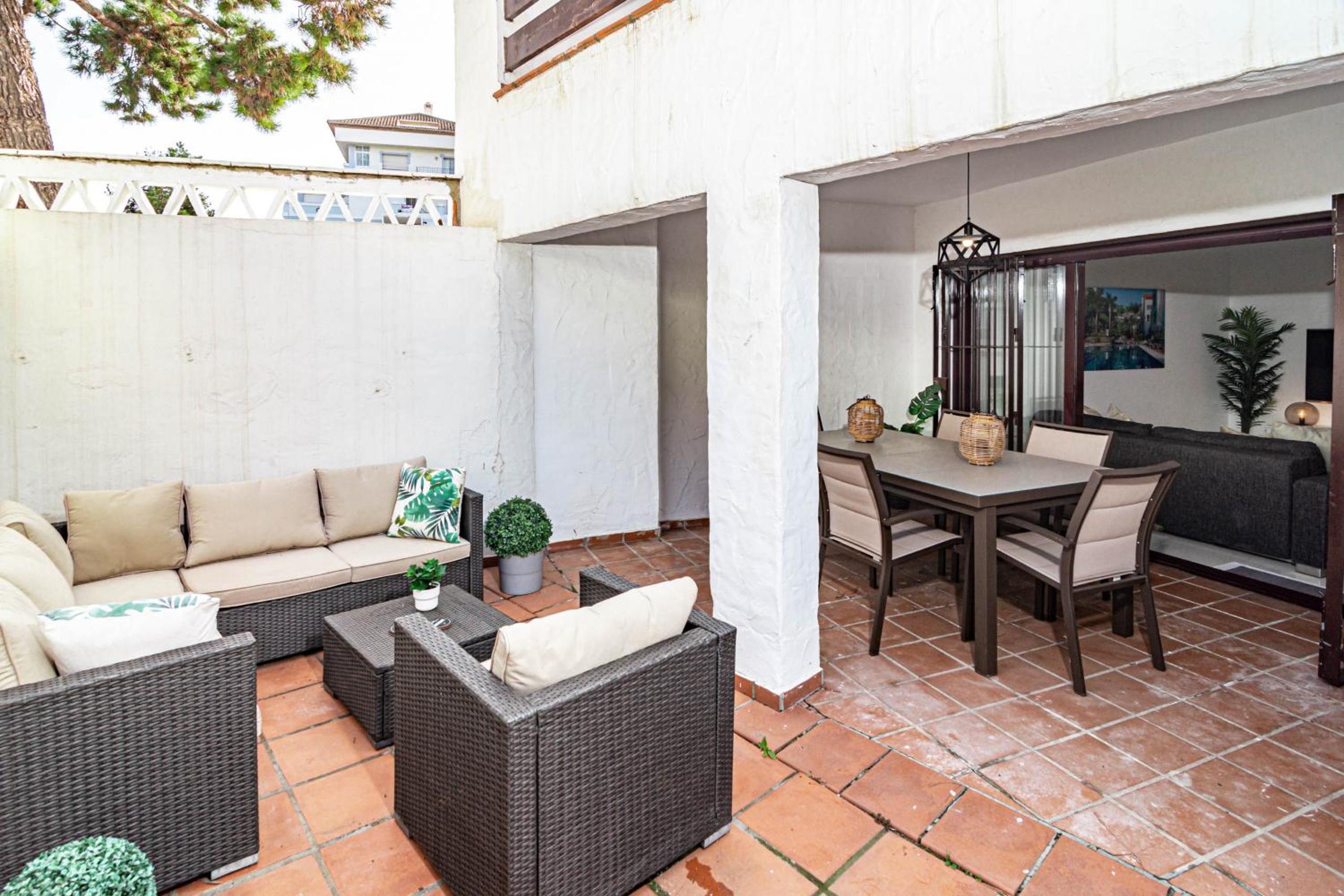 Marbella Vacations - Modern 3 Bedroom Apartment in Marbella with a Heated Pool close to Puerto Banus - Property Image 24