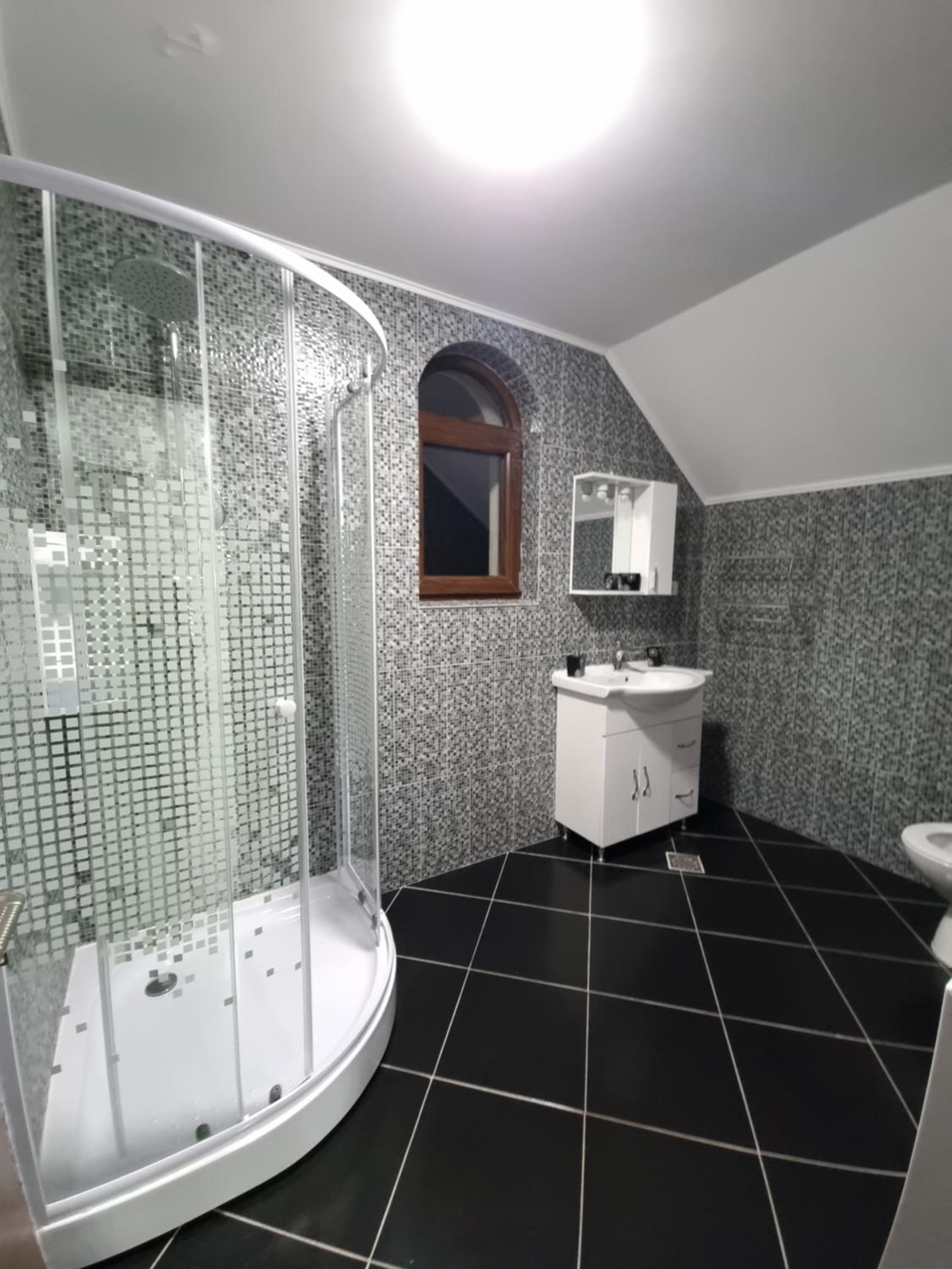 PENSIUNEA LUXURY