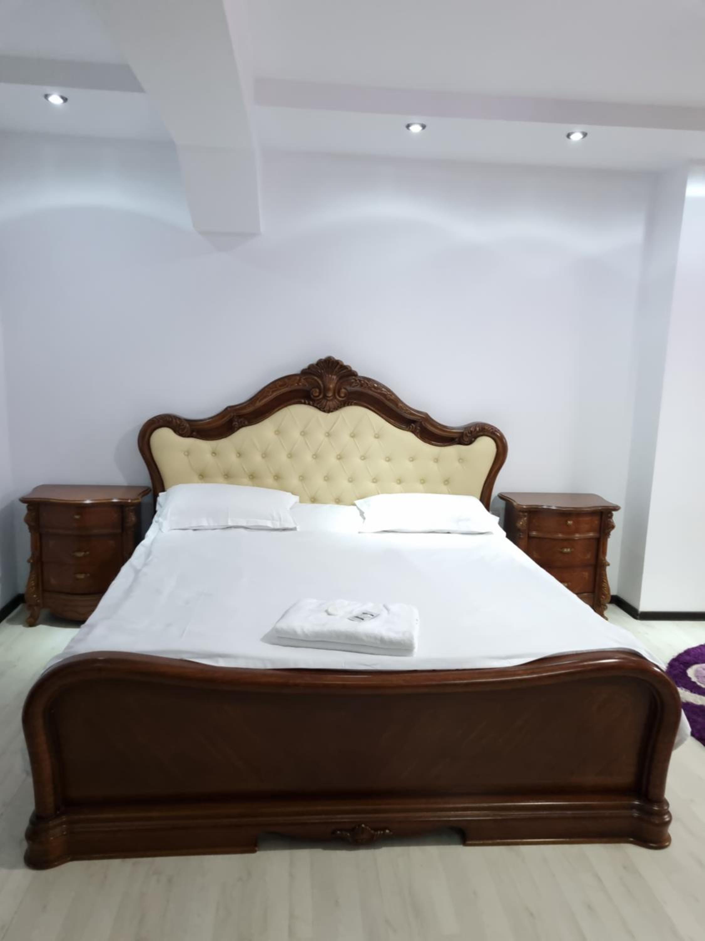 PENSIUNEA LUXURY