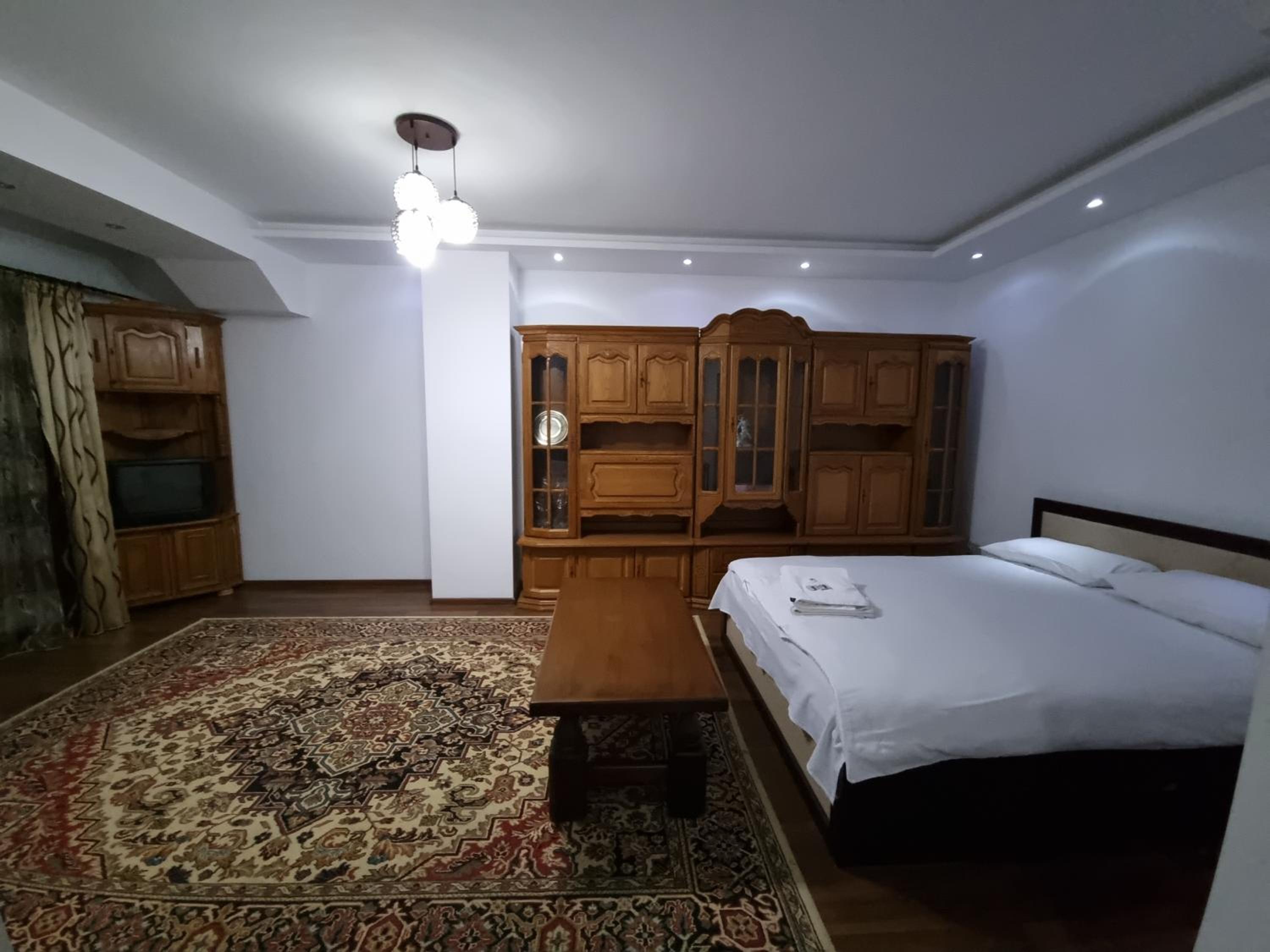 PENSIUNEA LUXURY