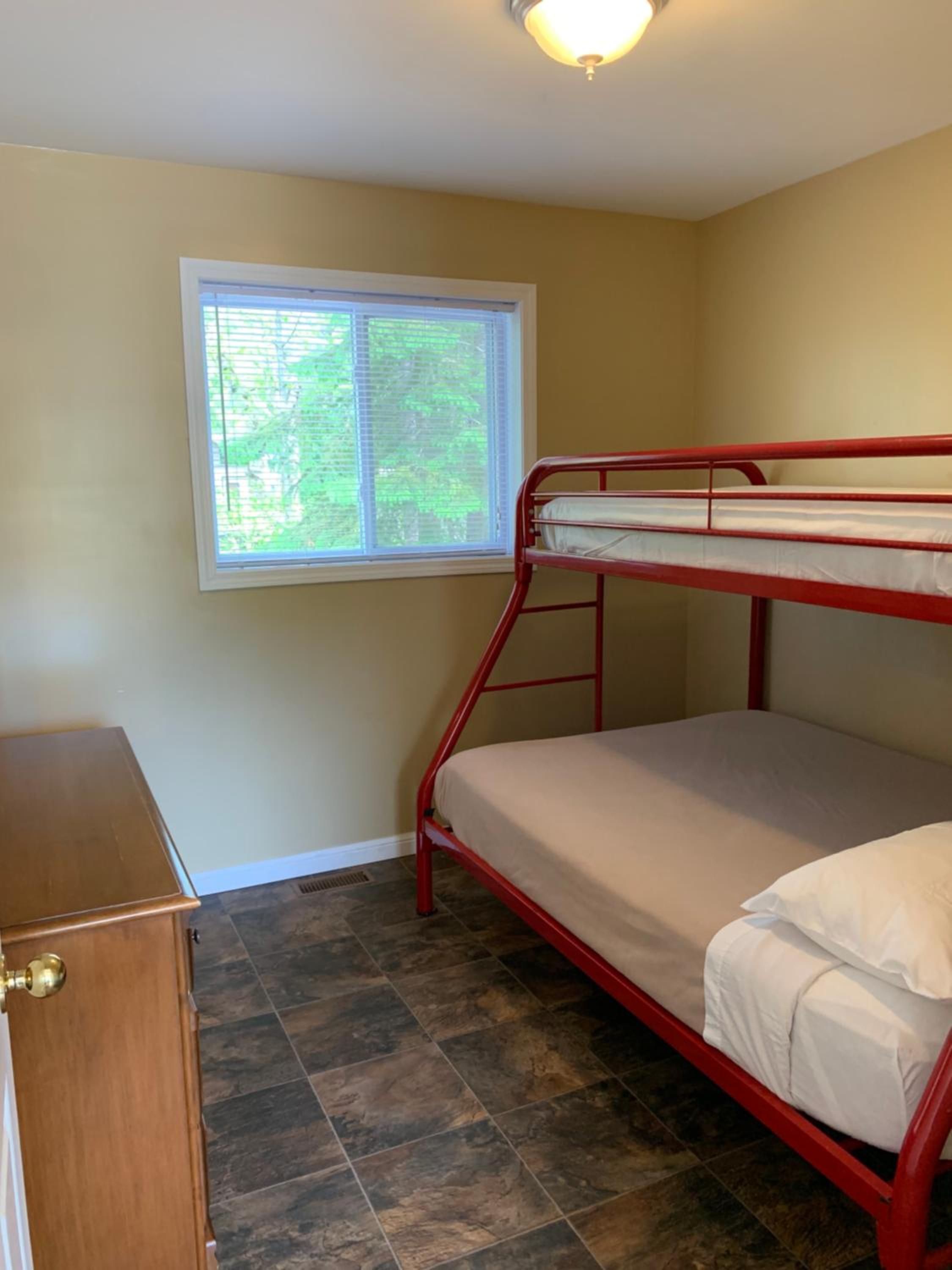 Wu Wu's Cabins
