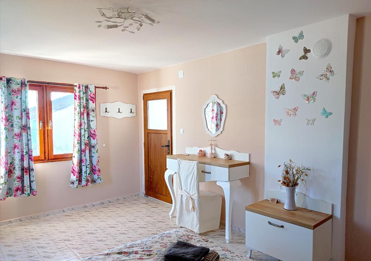 Guest House - Heaven