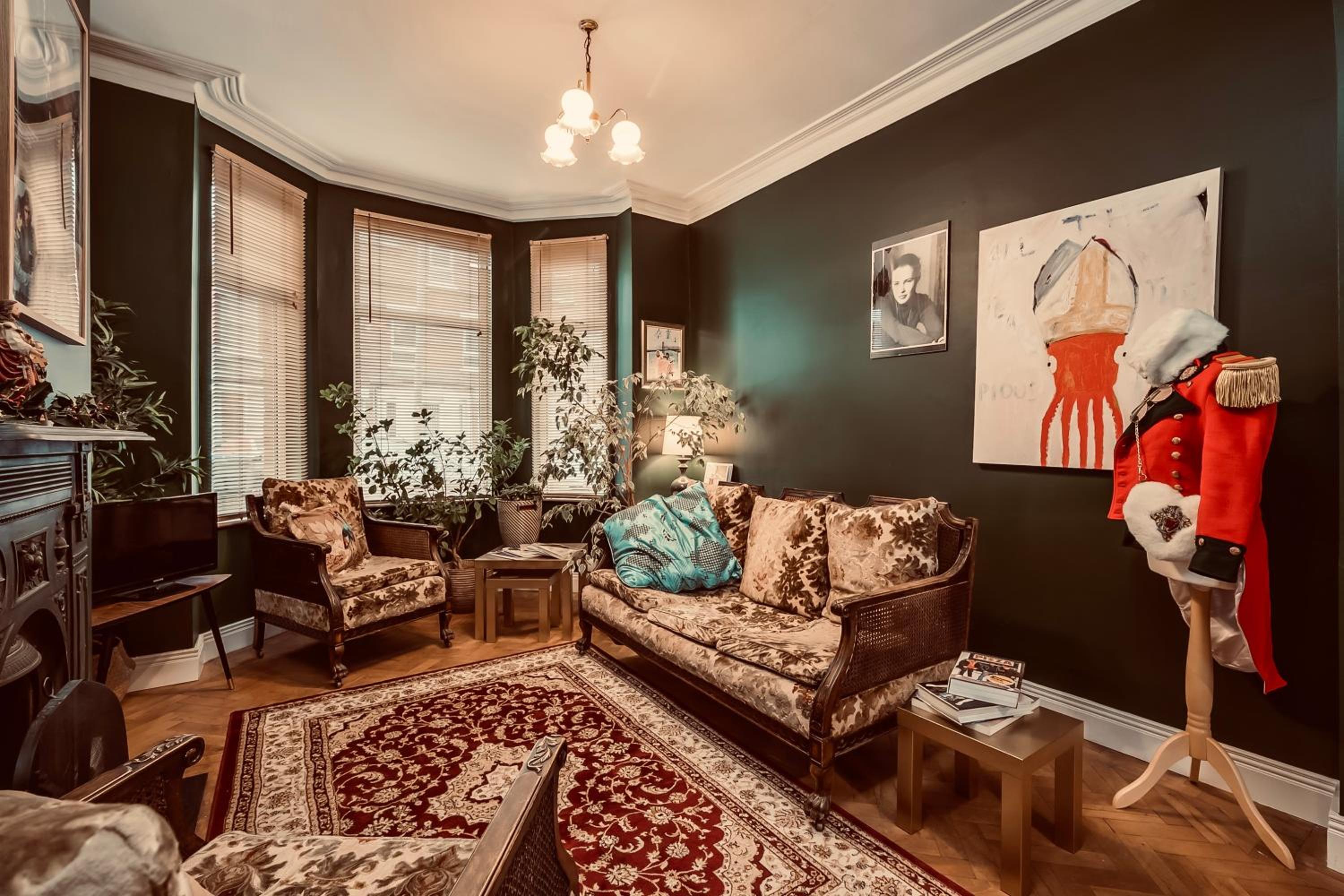 Beautiful B&B On The Park view 5