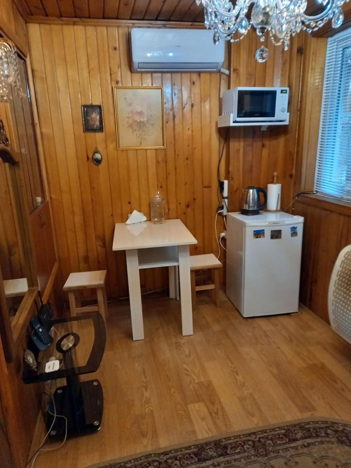 Apartment on Freedom Square Diuma Street view 5