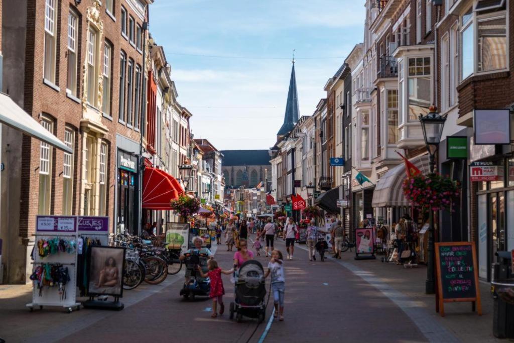 Tiny vakantiehuis aan het water met eigen steiger en airco