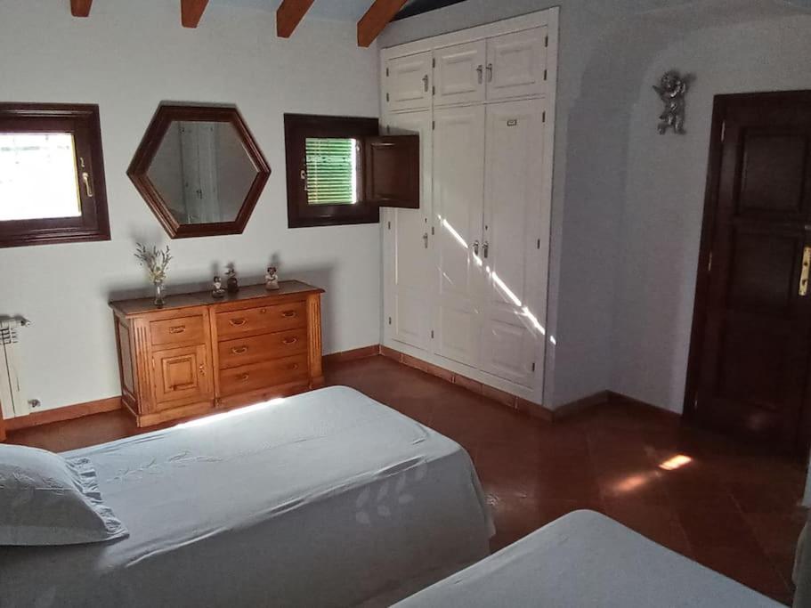 Villa Carmen Magnificent Country House in Serranía