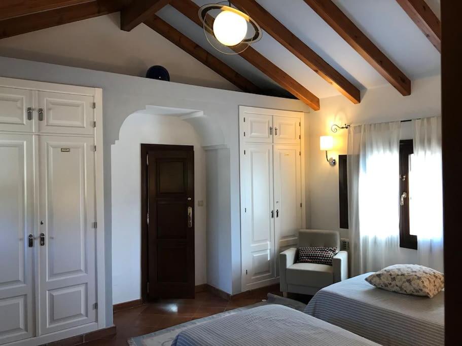 Villa Carmen Magnificent Country House in Serranía