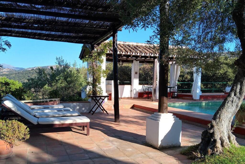 Villa Carmen Magnificent Country House in Serranía