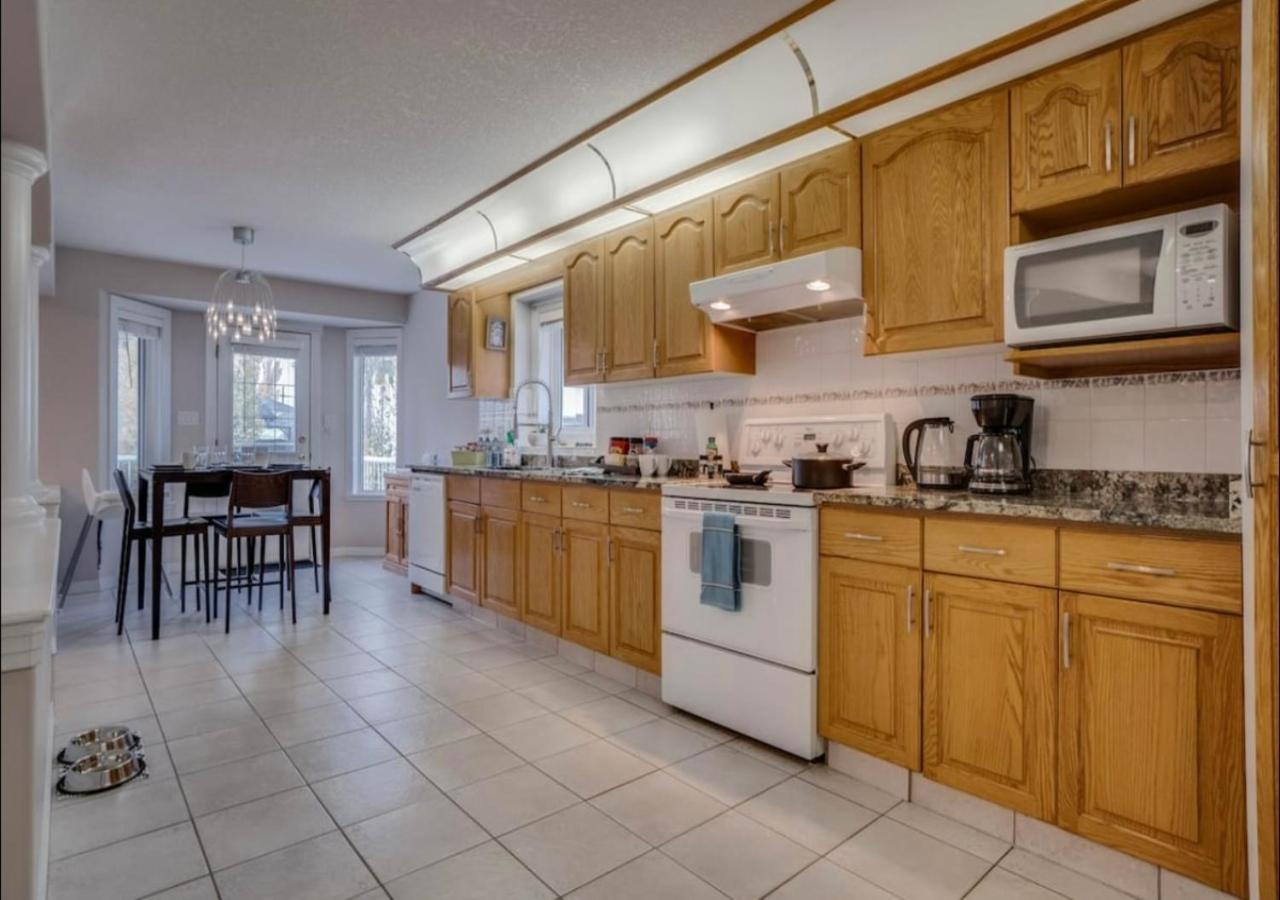 Big family home w/ Deck, Ping Pong, BBQ & Garage