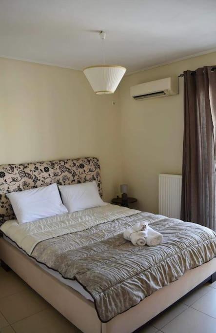 Stavros Niarhos apartment