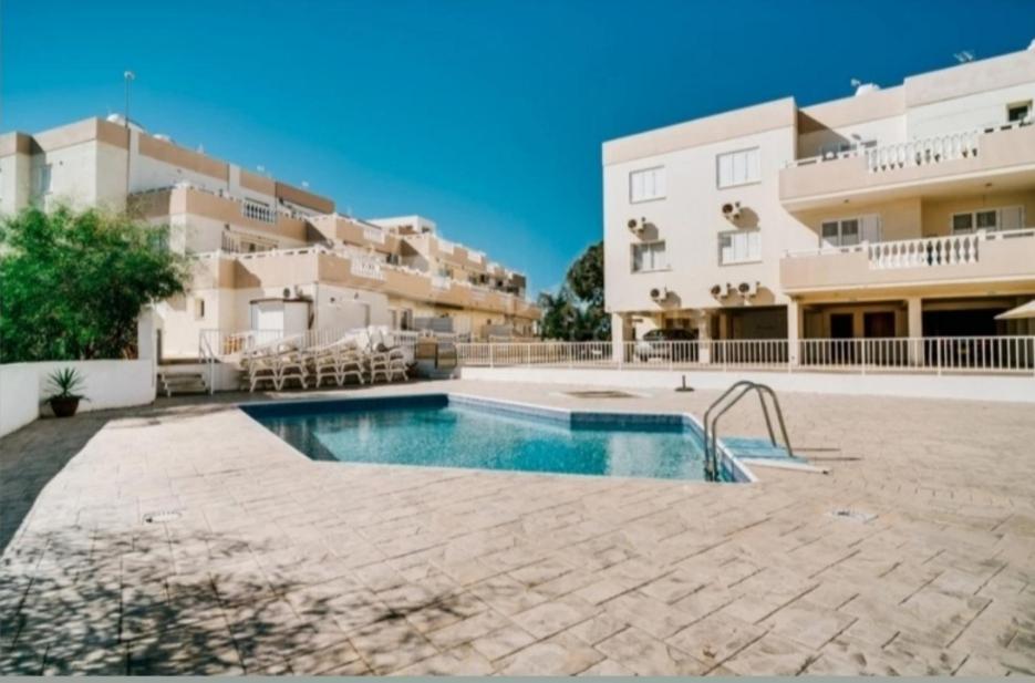 SOFIA APARTMENT 700m away from the beach