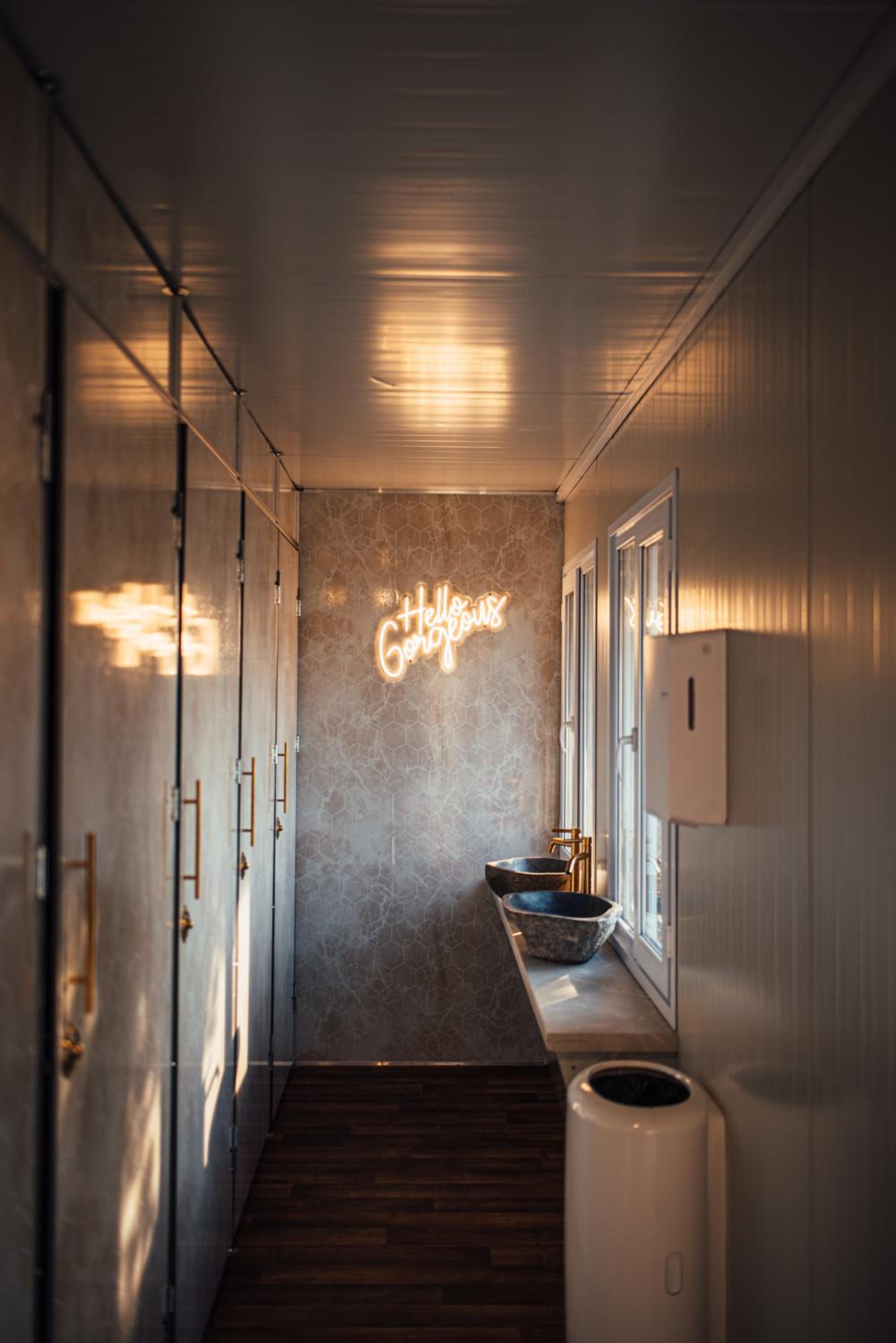 Glamping Blessed - Adult Only