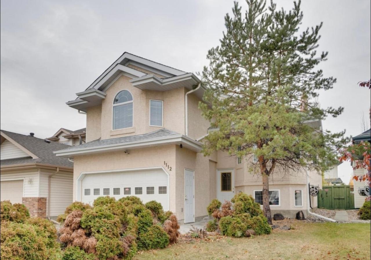 Big family home w/ Deck, Ping Pong, BBQ & Garage