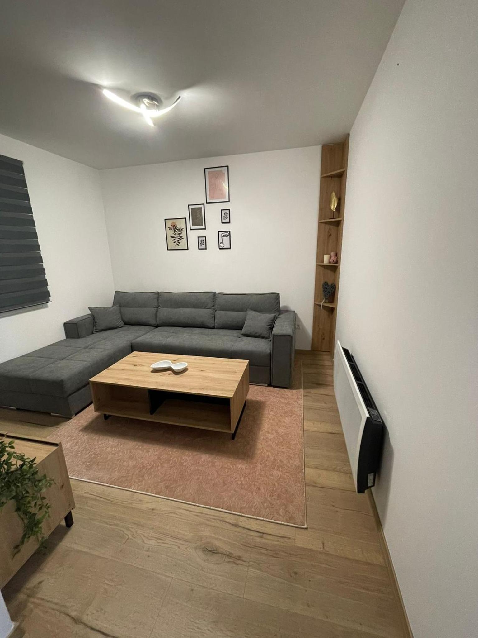 Apartman Danica 23