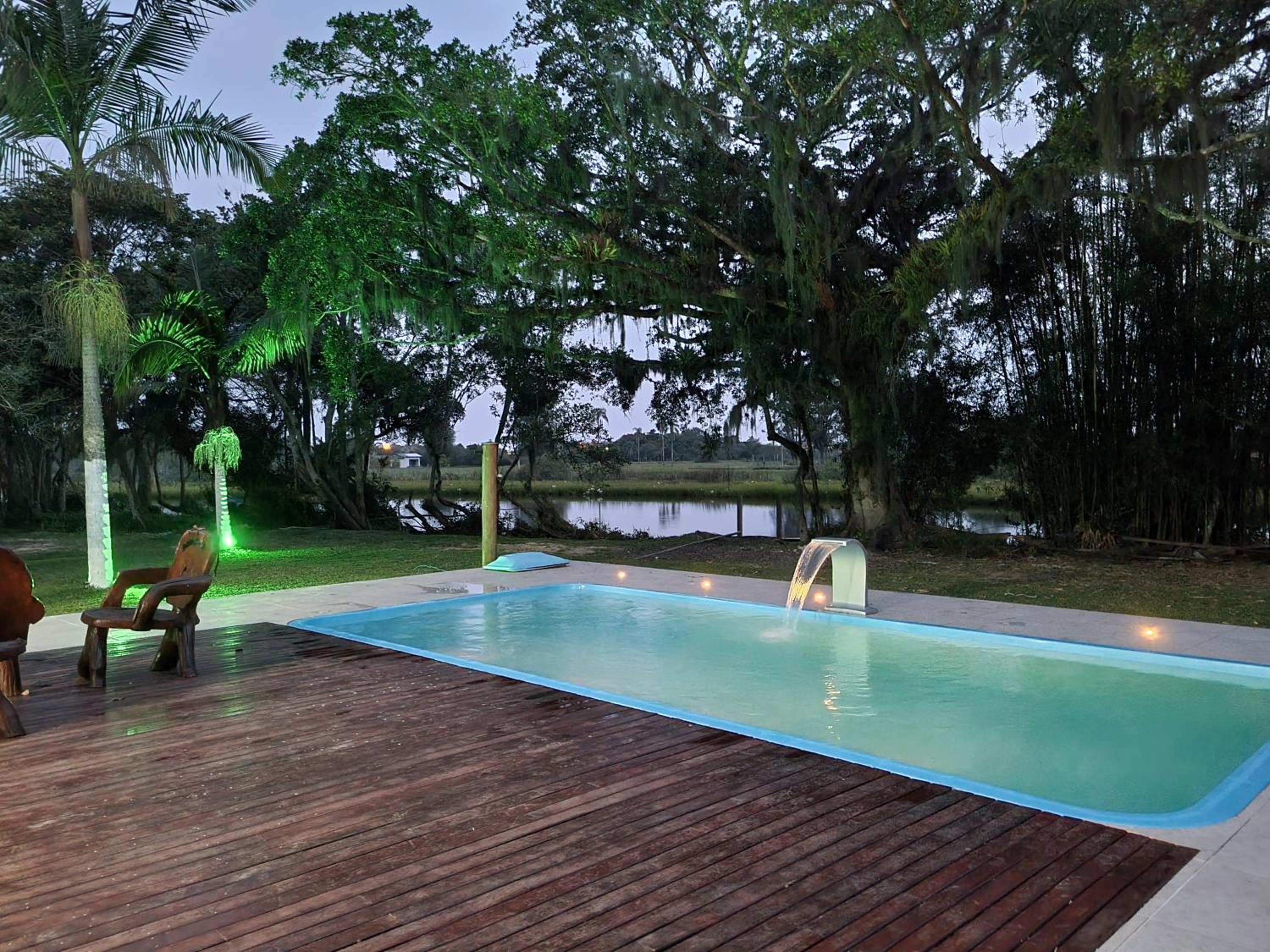 Sítio com piscina Hidromassagem com acesso ao Rio Mampituba