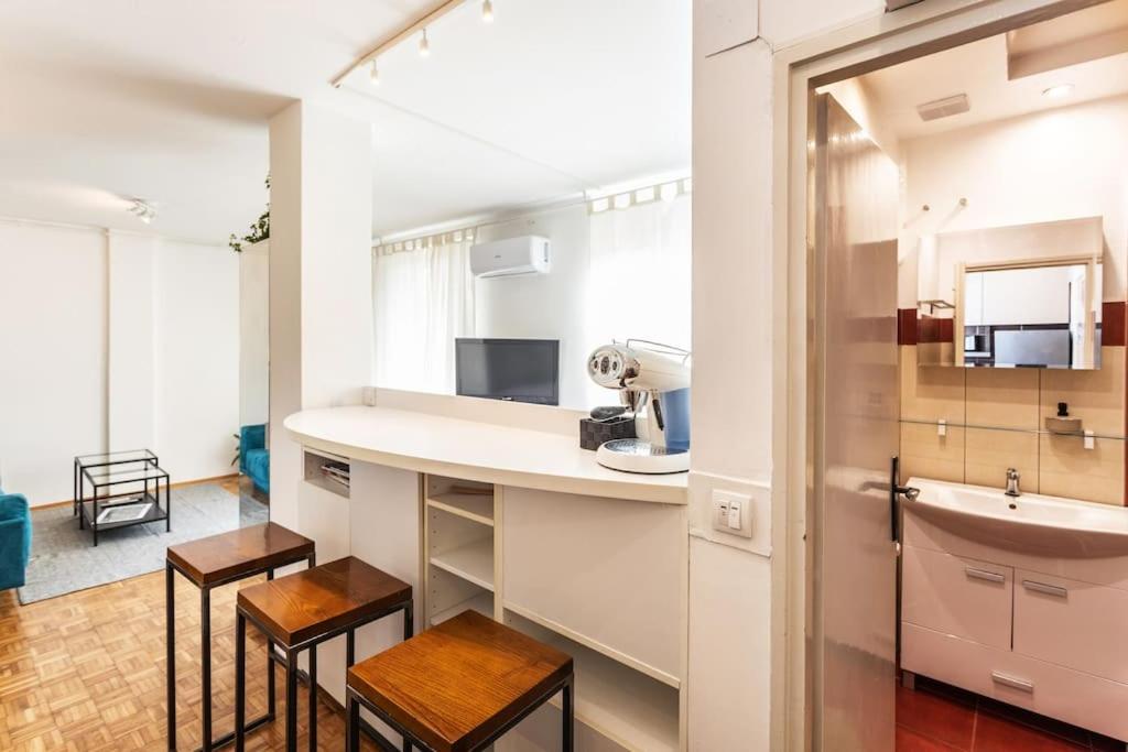 Lovely Studio with a big terrace