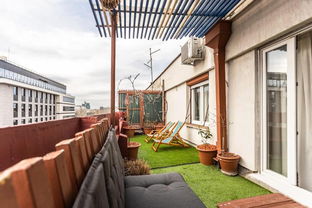Lovely Studio with a big terrace
