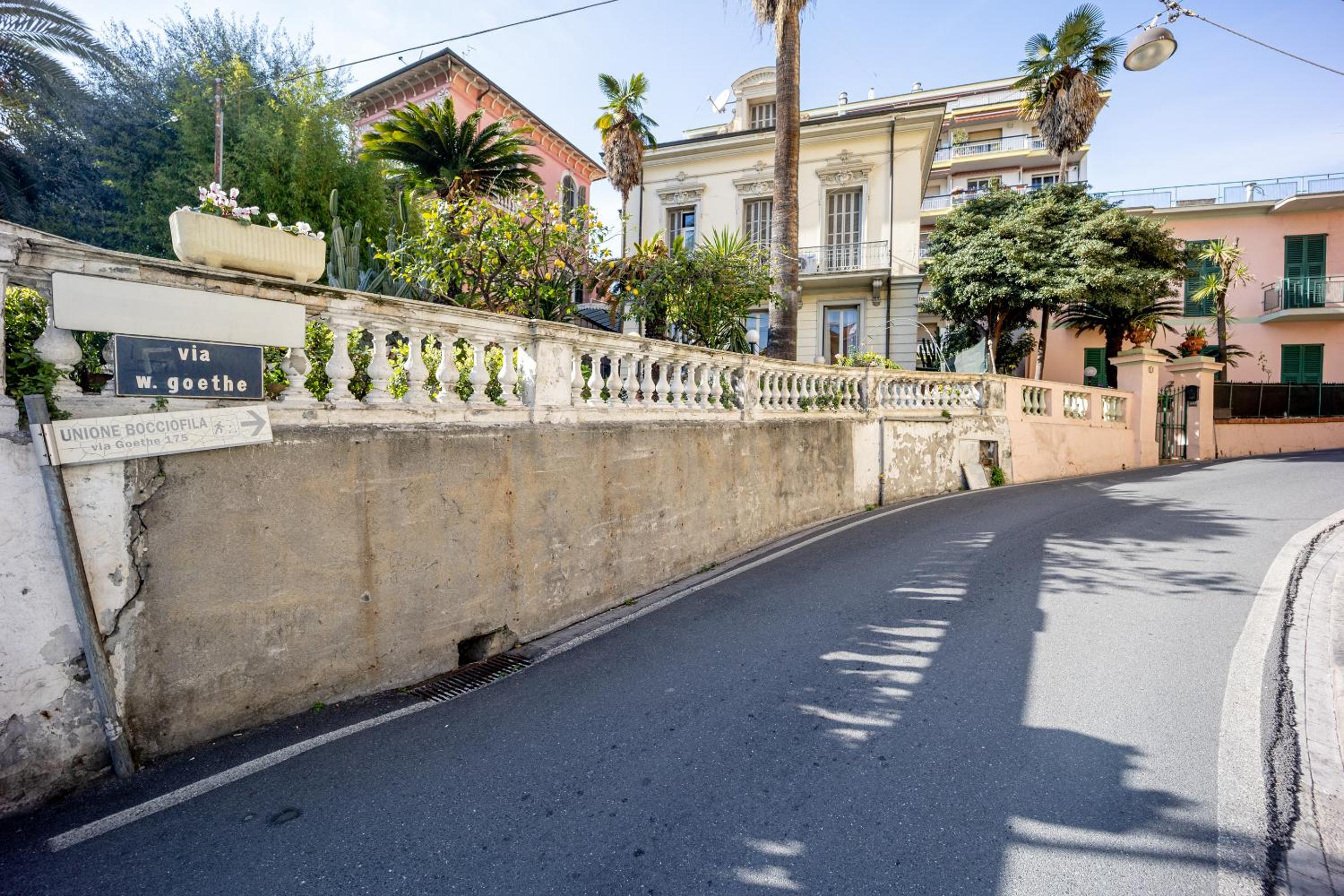Il Gattino di Sanremo 2 - centro e stazione del treno - main view