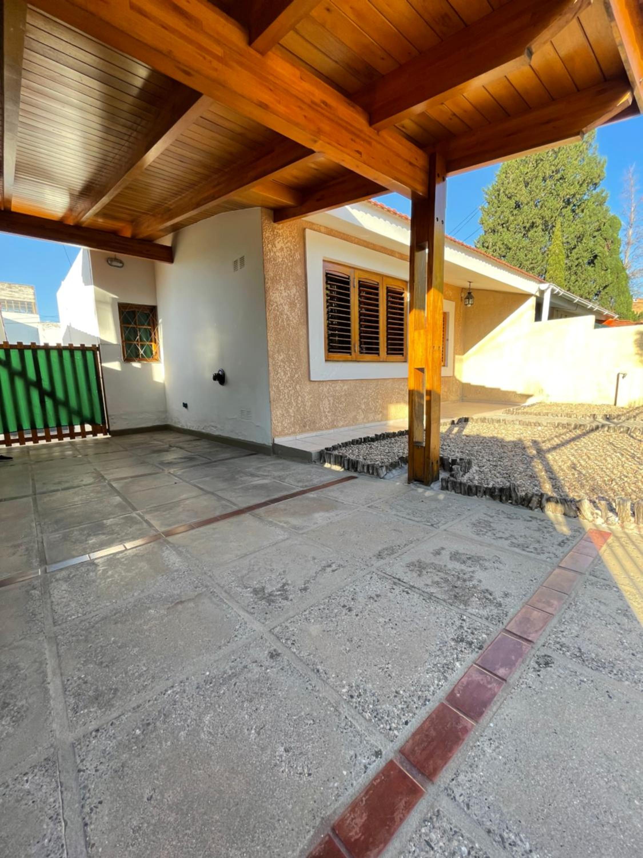 Casa céntrica en calle CB 297
