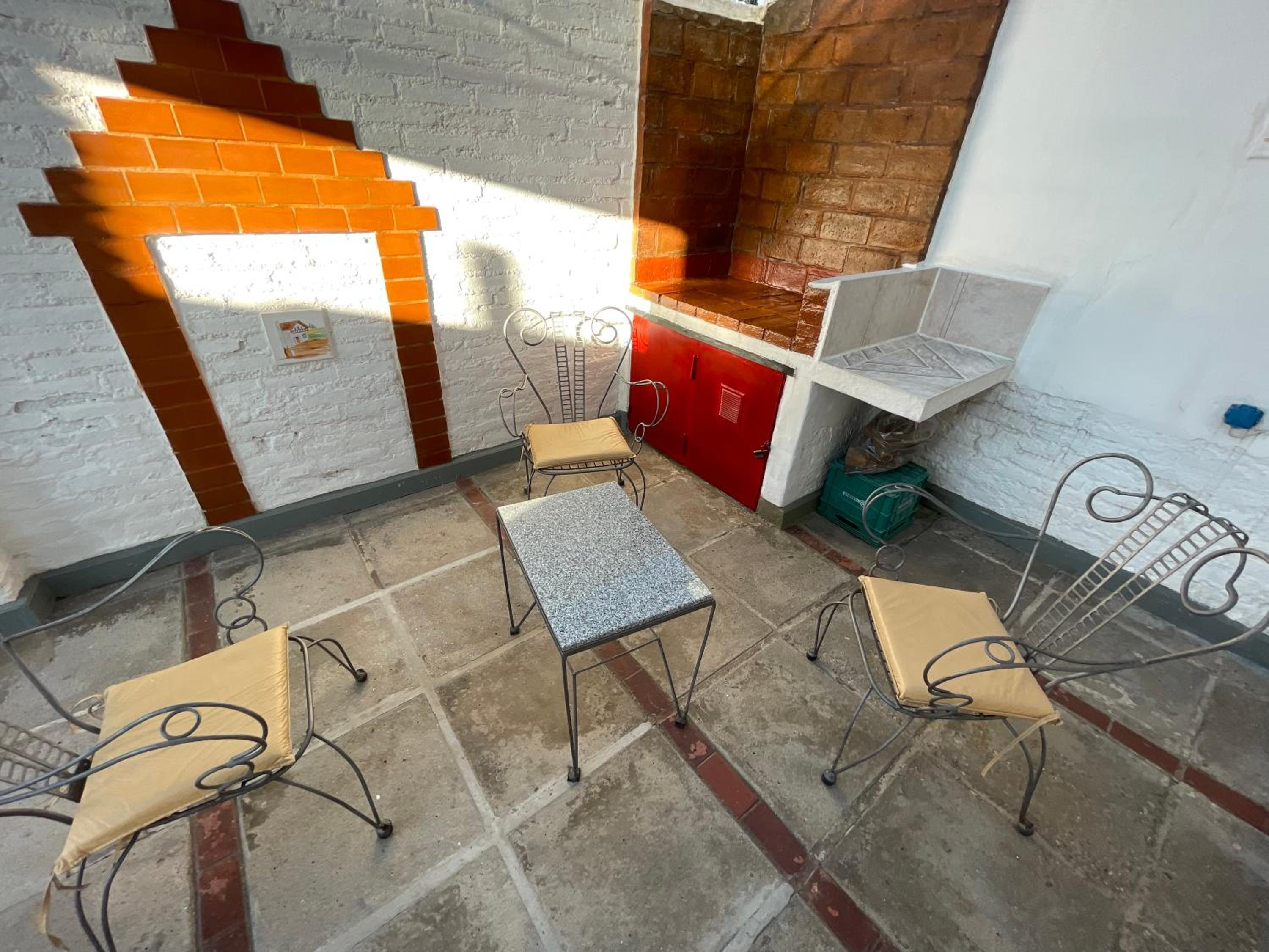Casa céntrica en calle CB 297