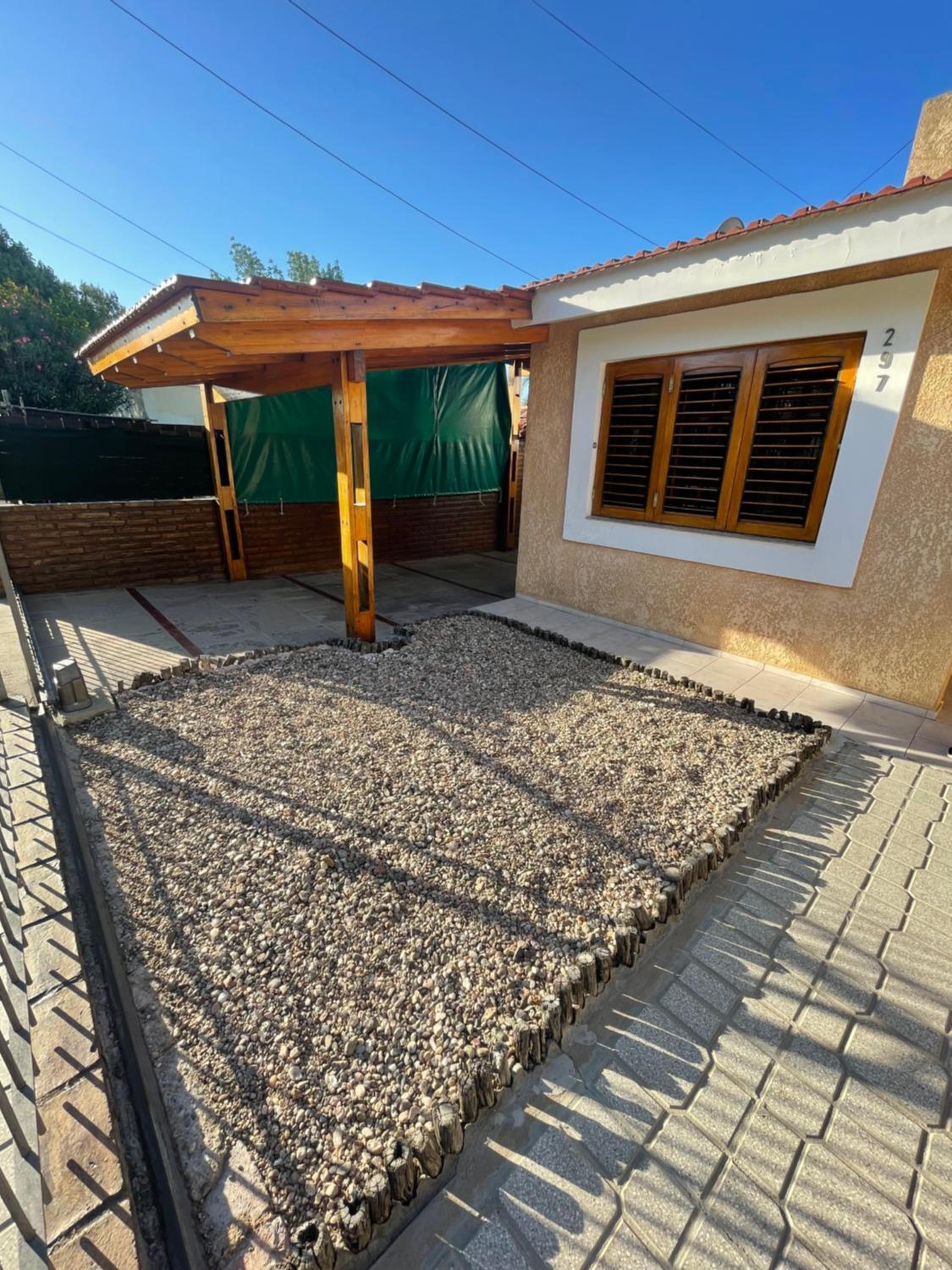 Casa céntrica en calle CB 297