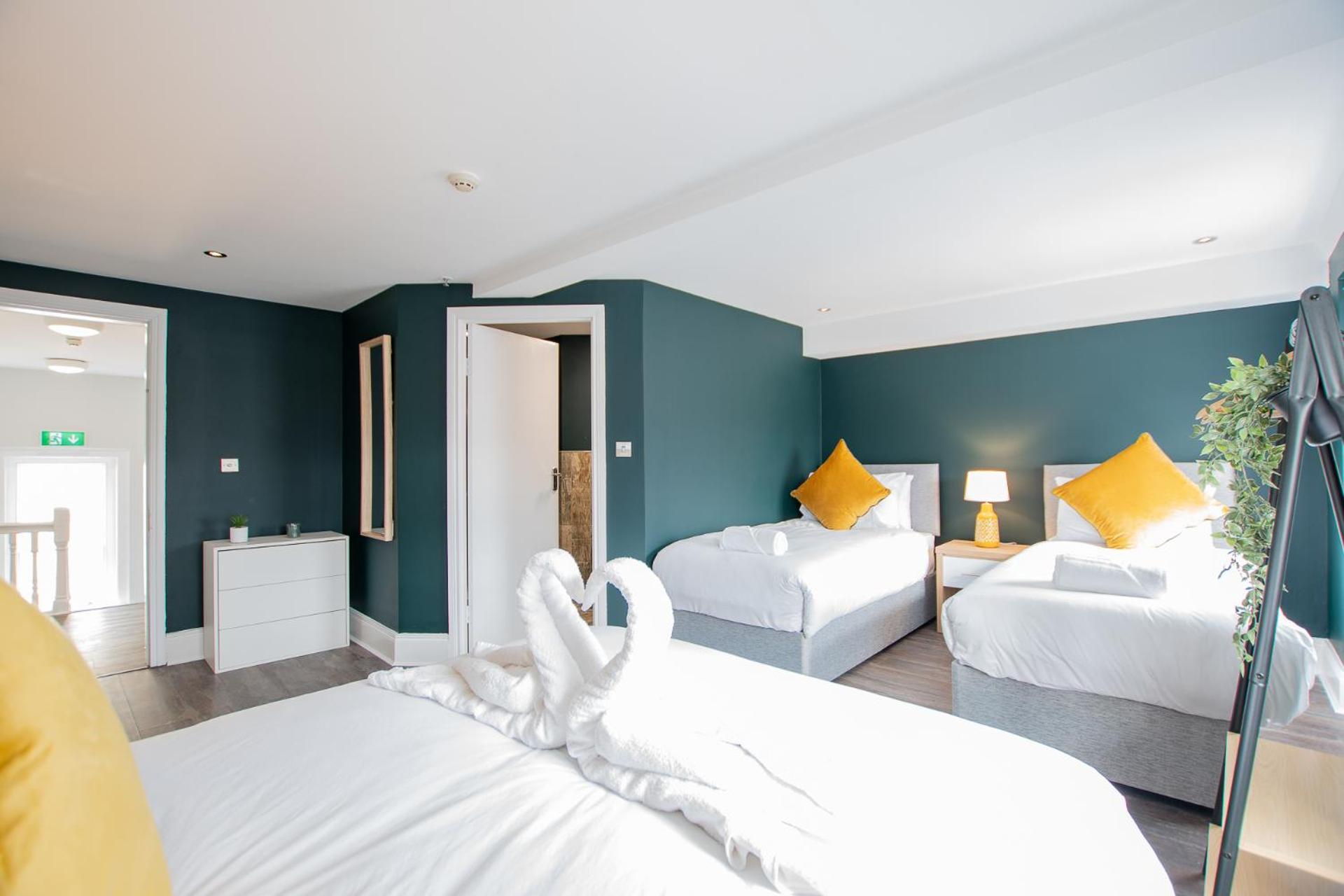 Large Group House -Temple Bar 2 Min
