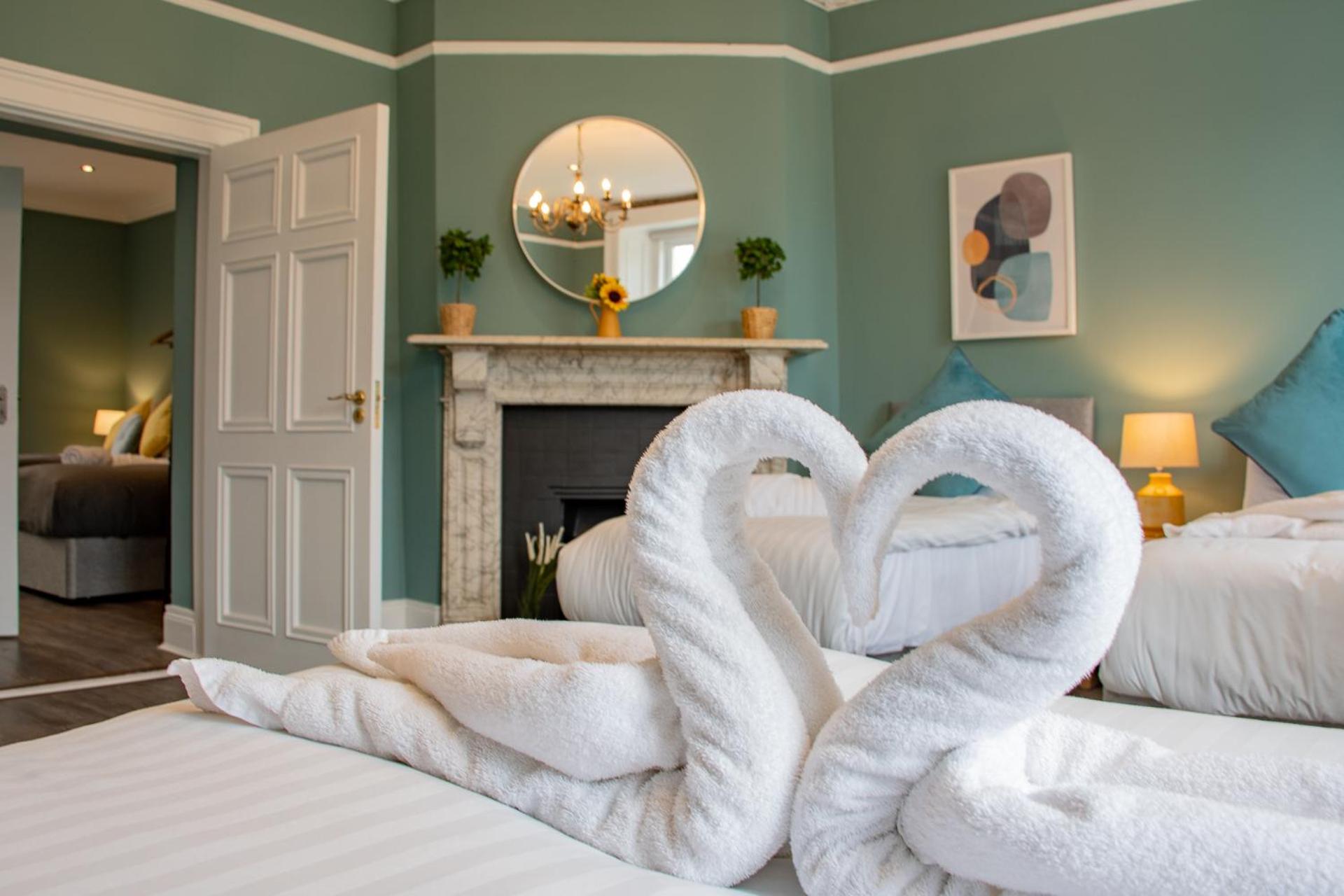 Large Group House -Temple Bar 2 Min