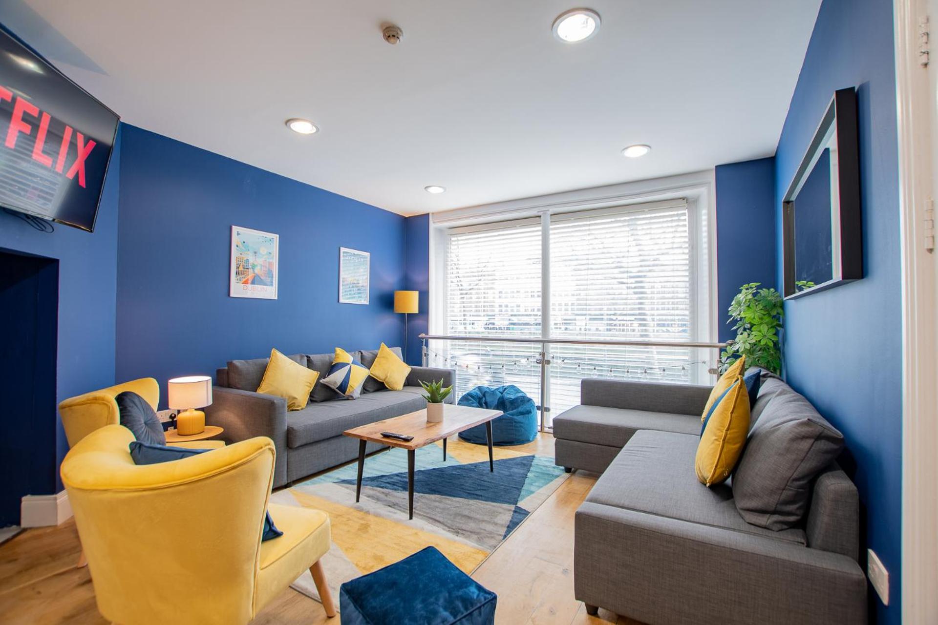 Large Group House -Temple Bar 2 Min