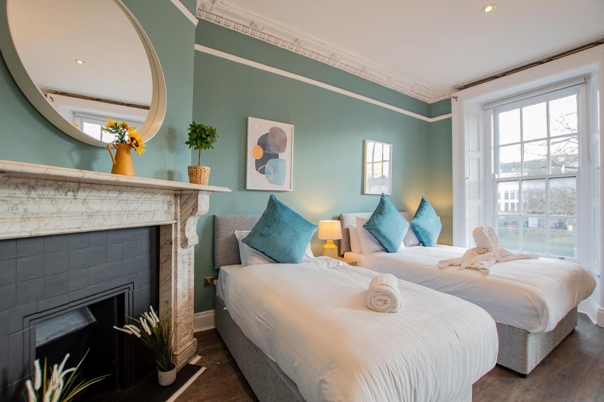 Large Group House -Temple Bar 2 Min