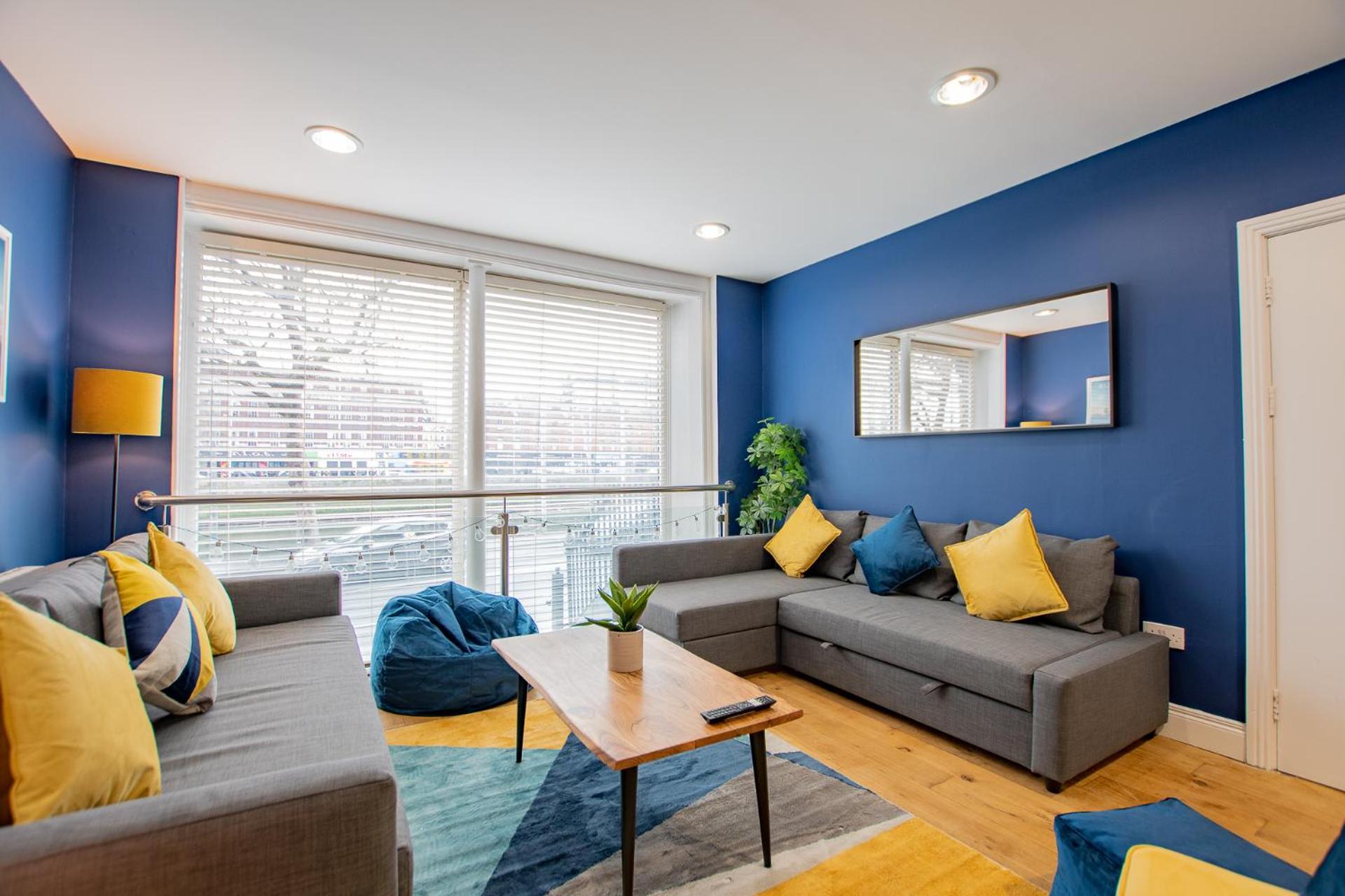 Large Group House -Temple Bar 2 Min