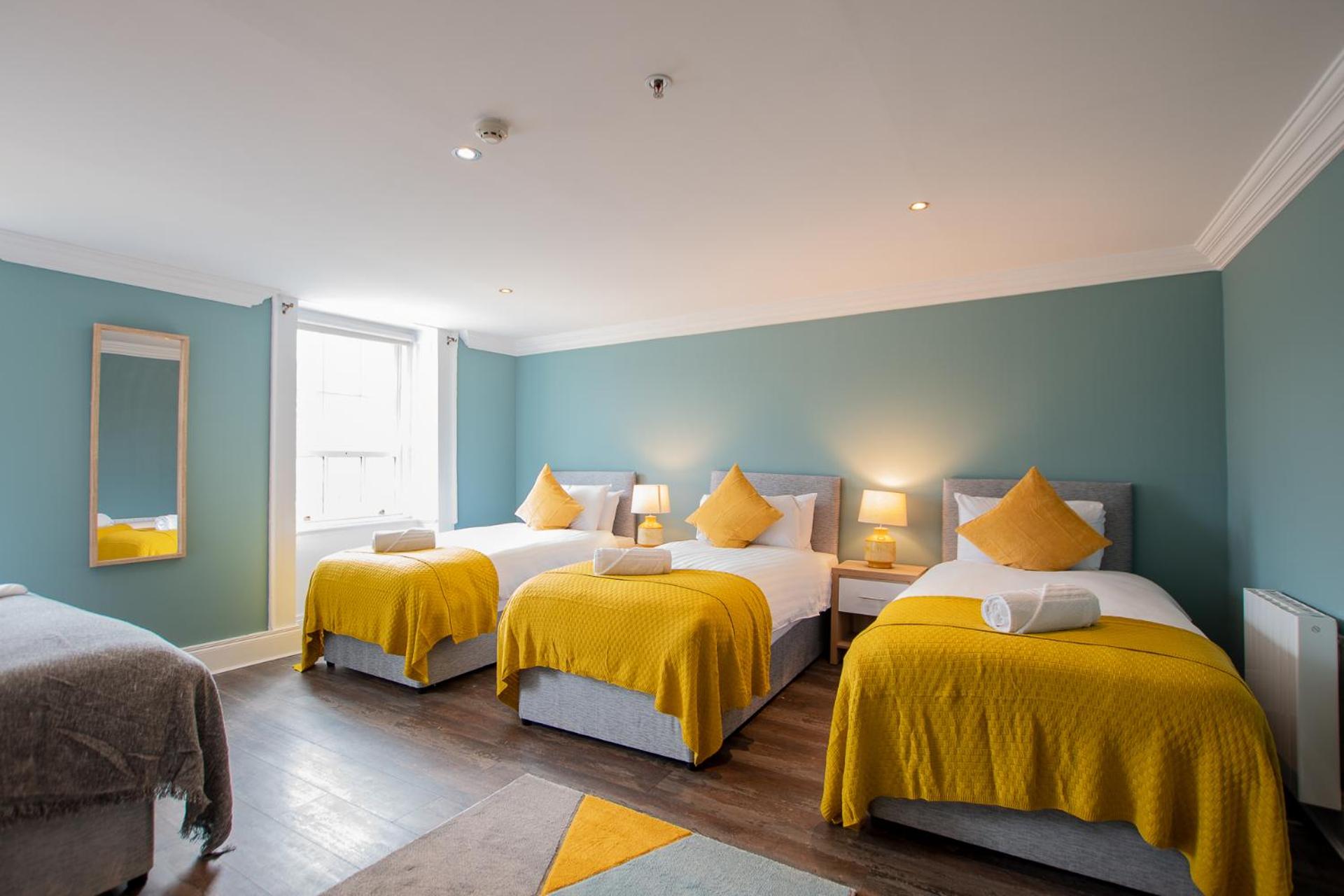 Large Group House -Temple Bar 2 Min