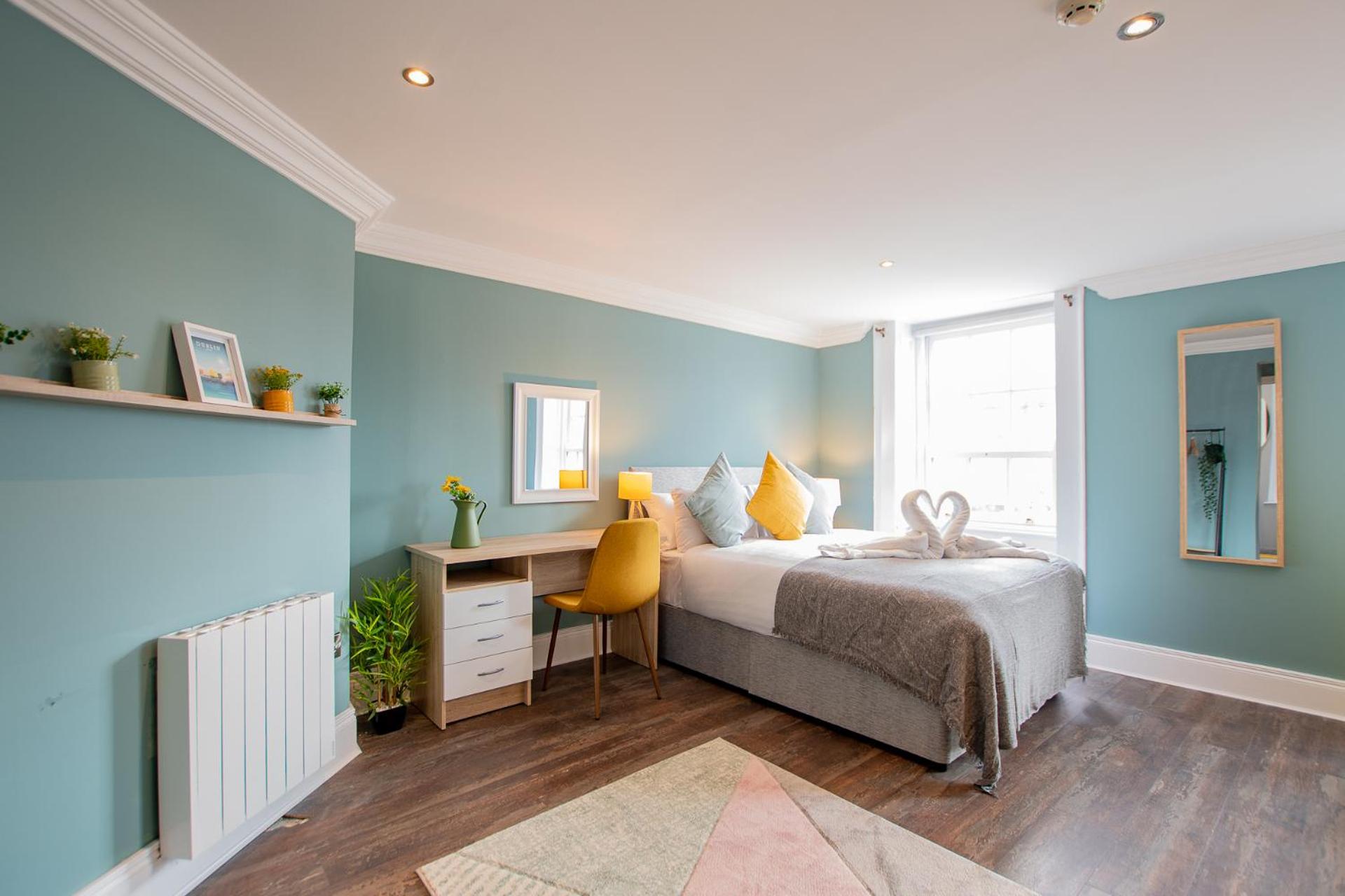 Large Group House -Temple Bar 2 Min