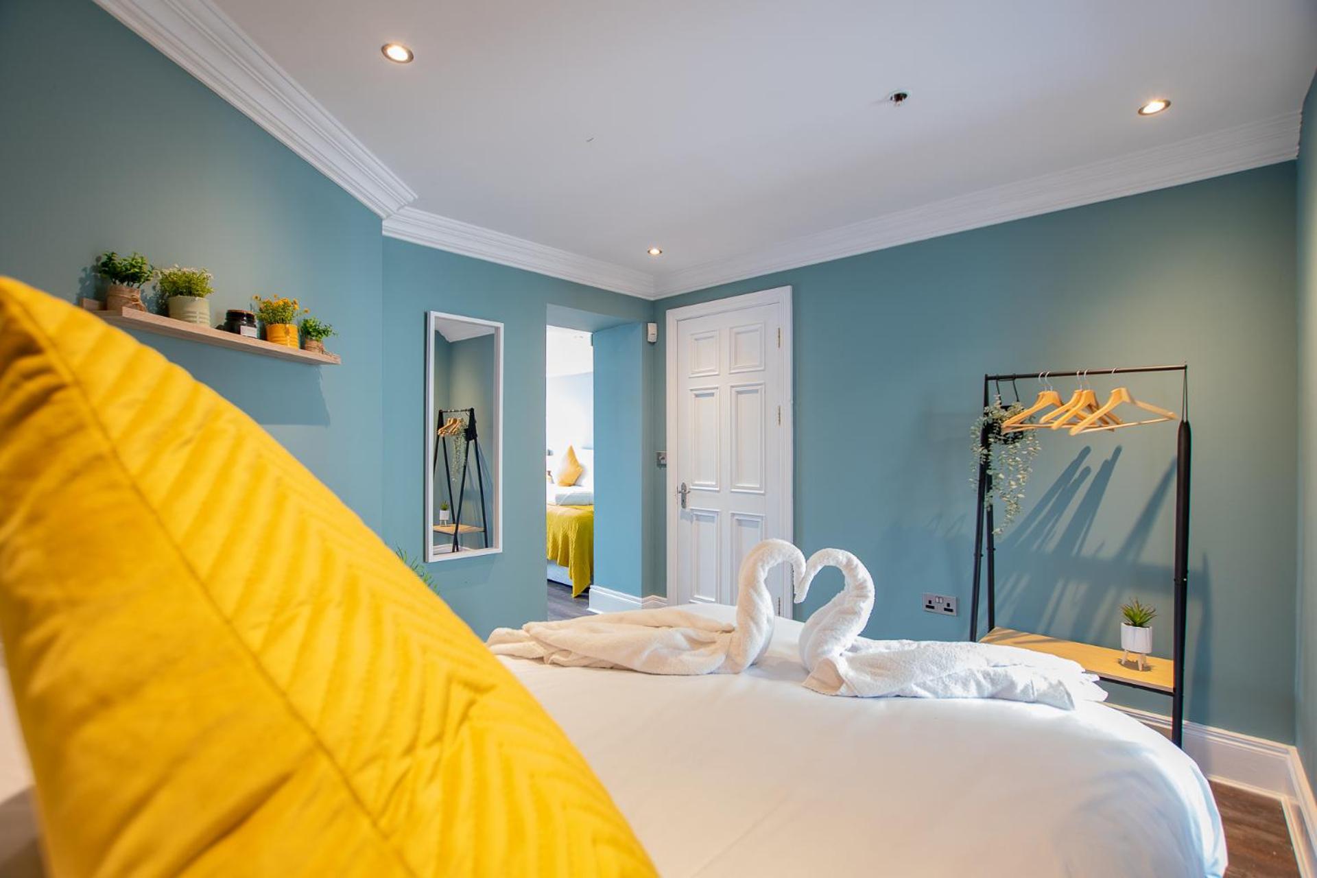 Large Group House -Temple Bar 2 Min