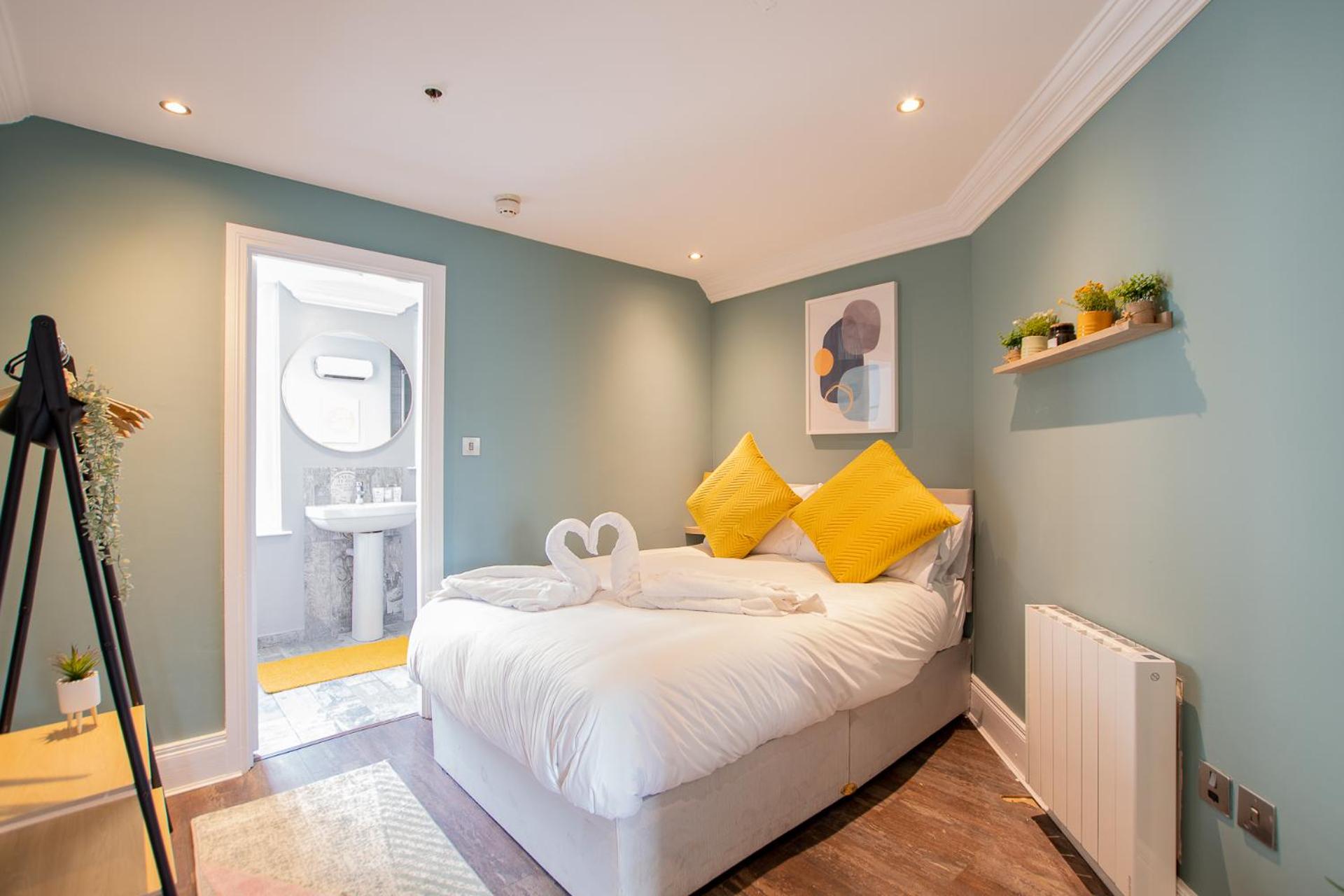 Large Group House -Temple Bar 2 Min
