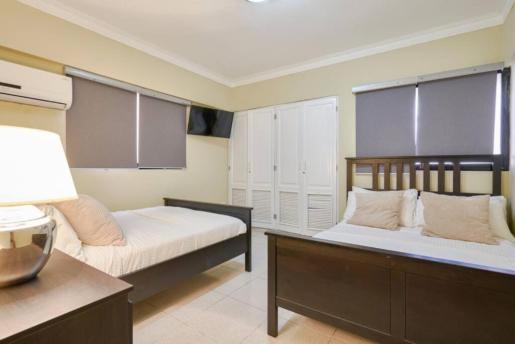 Escape 4BR Penthouse Close to Blue Mall with Private Outdoor Rooftop Terrace