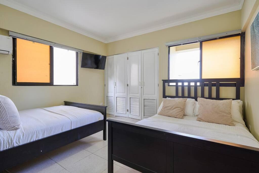 Escape 4BR Penthouse Close to Blue Mall with Private Outdoor Rooftop Terrace