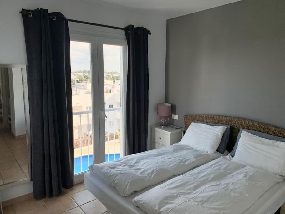 Great penthouse with pool and private roof terrace