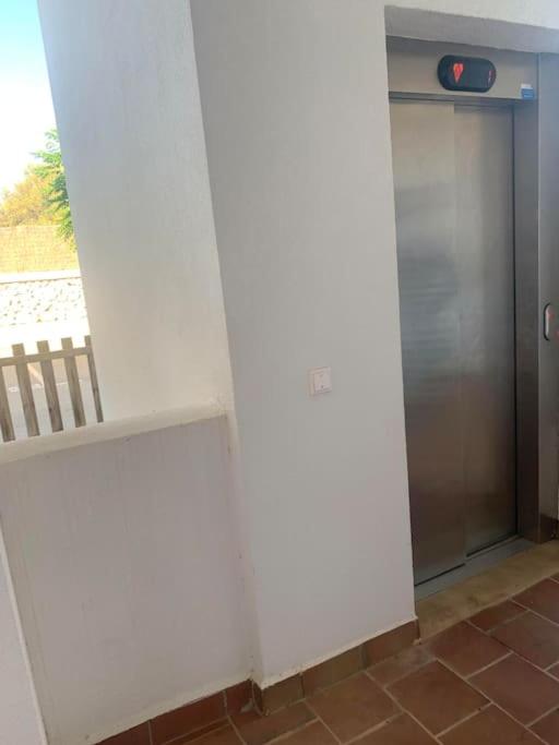 Great penthouse with pool and private roof terrace