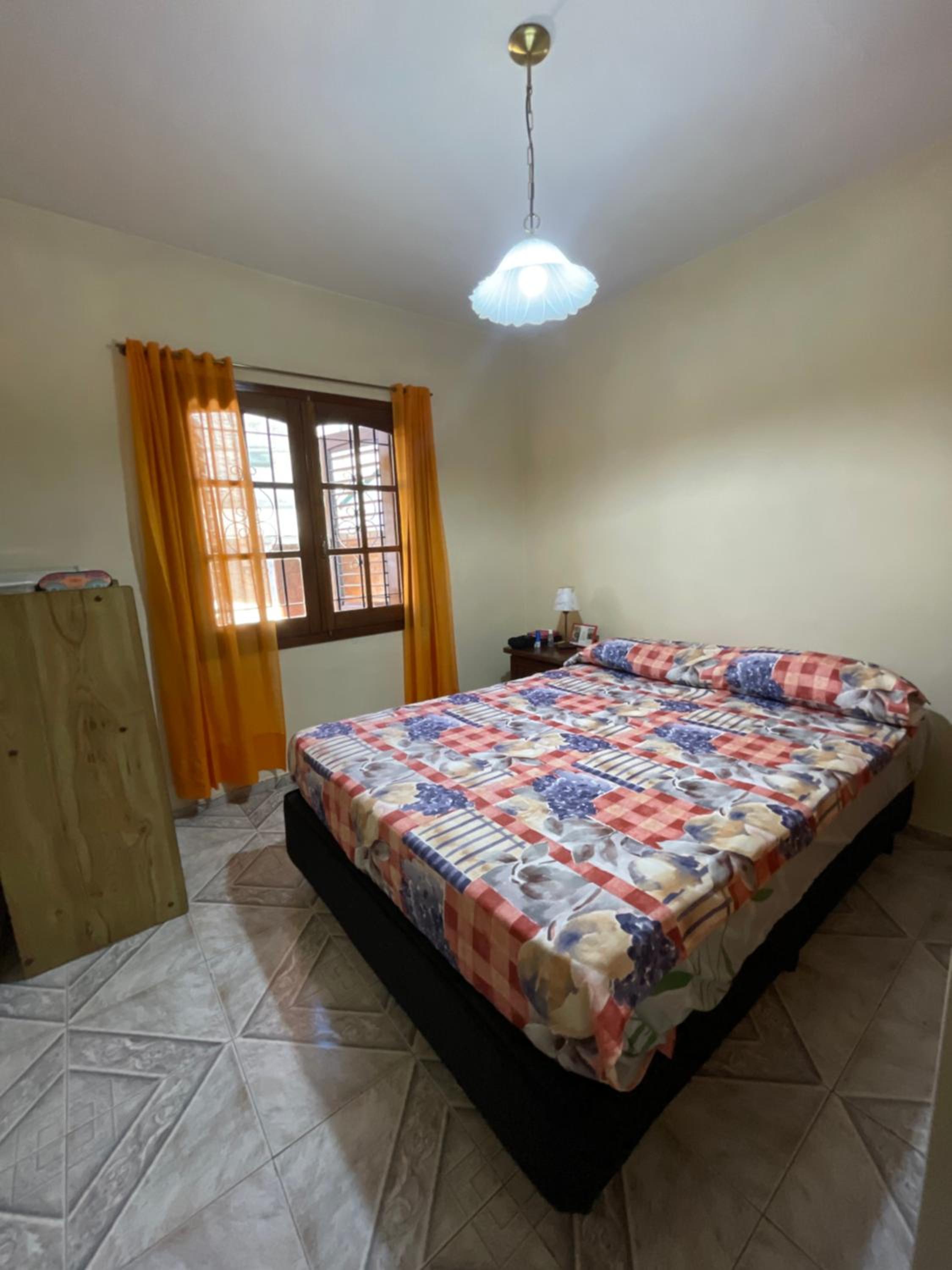 Casa céntrica en calle CB 297