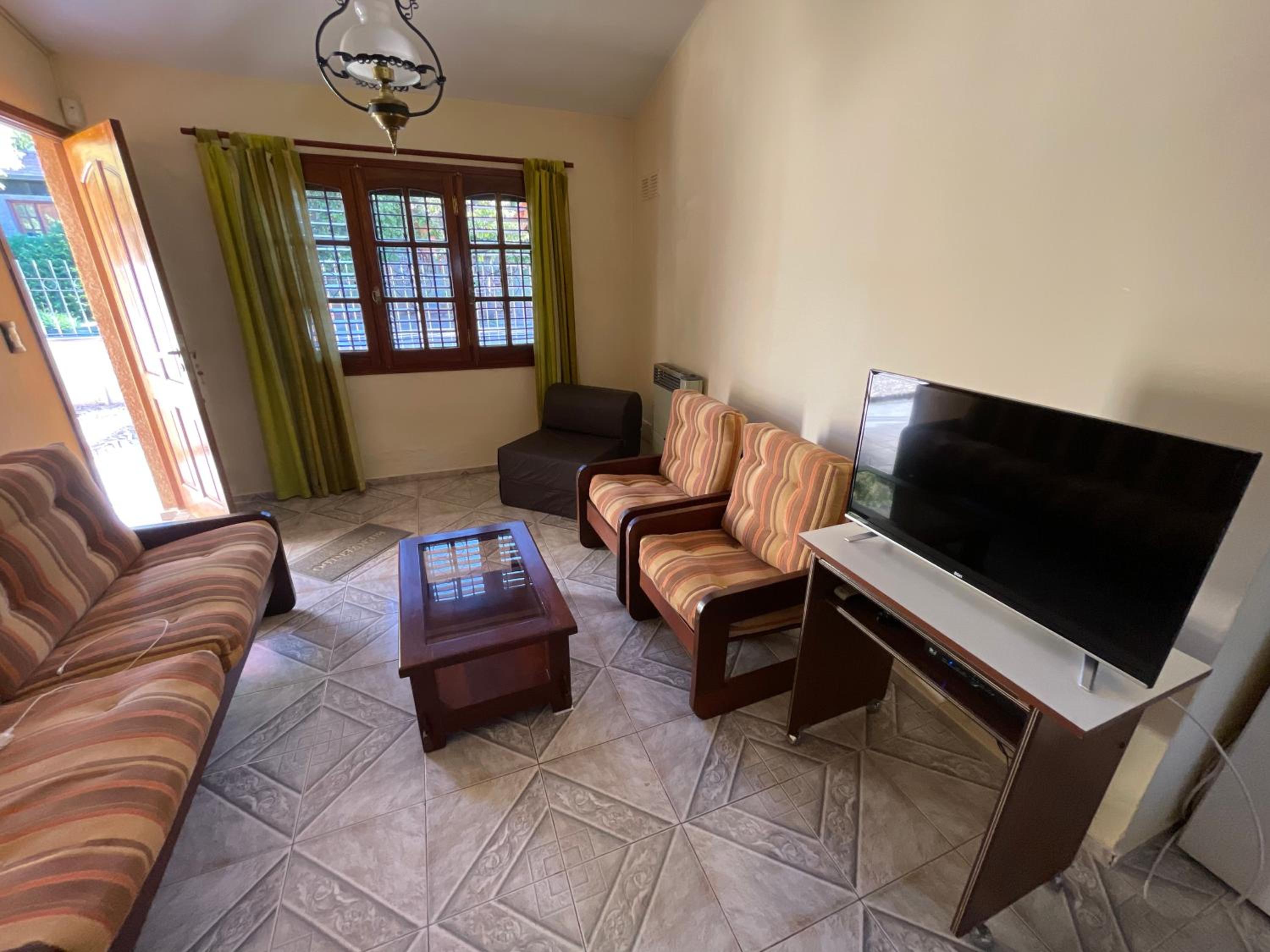 Casa céntrica en calle CB 297